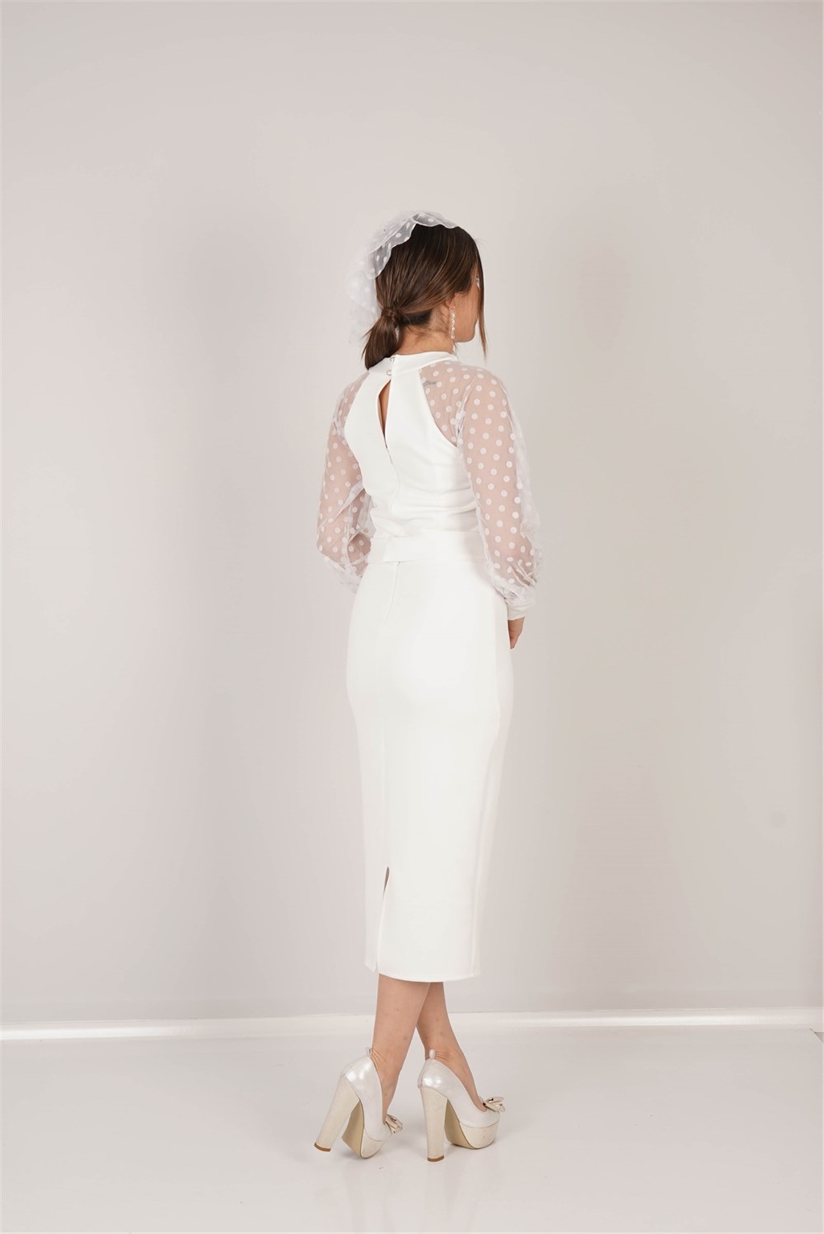 Scuba Kumaş Puantiye Detaylı Kalem Elbise - Beyaz