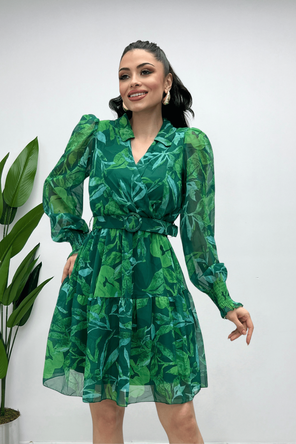 Şifon Kumaş Beli Lastikli Mini Elbise - YEŞİL