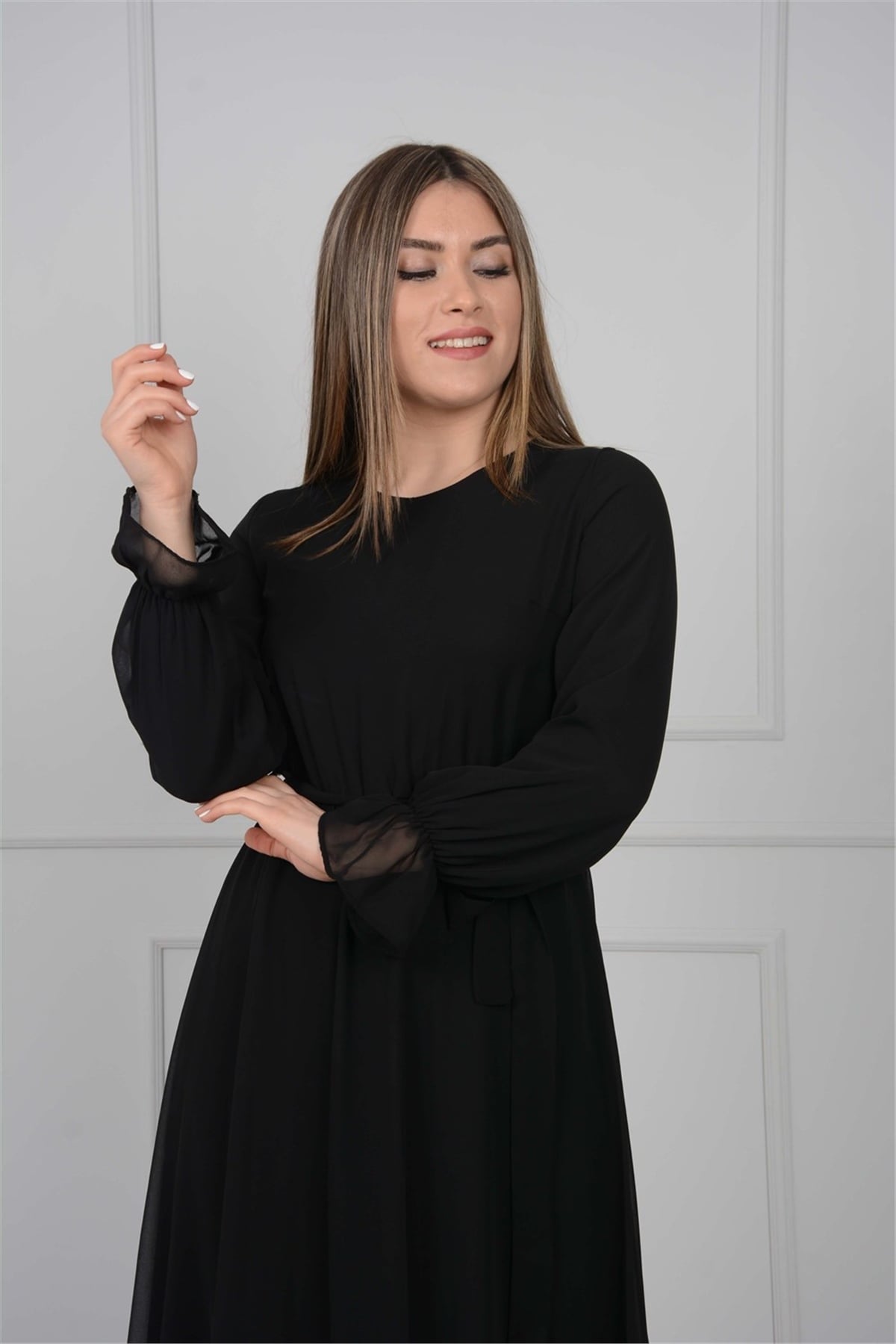 Şifon Kumaş Bisiklet Yaka Elbise - Siyah