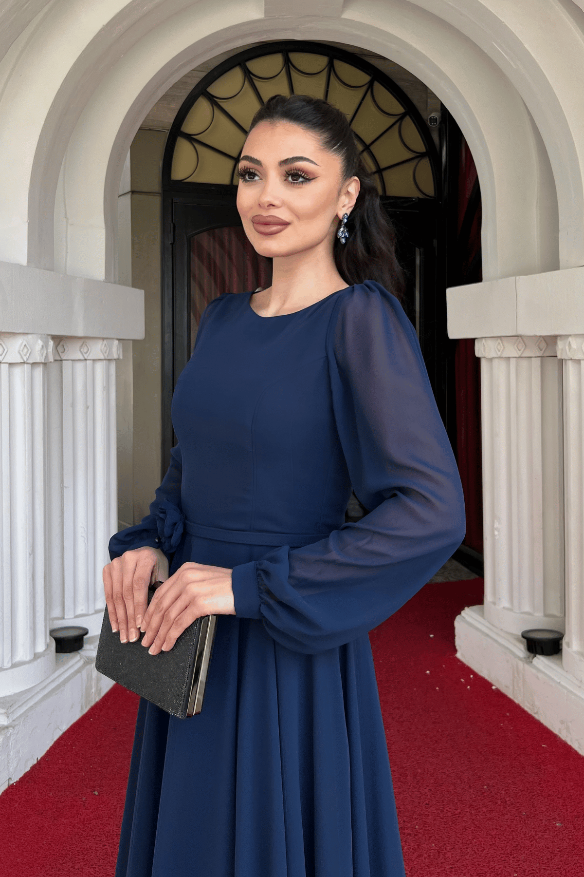 Sifon Kumaş Çiçek Detaylı Midi Elbise - LACİVERT