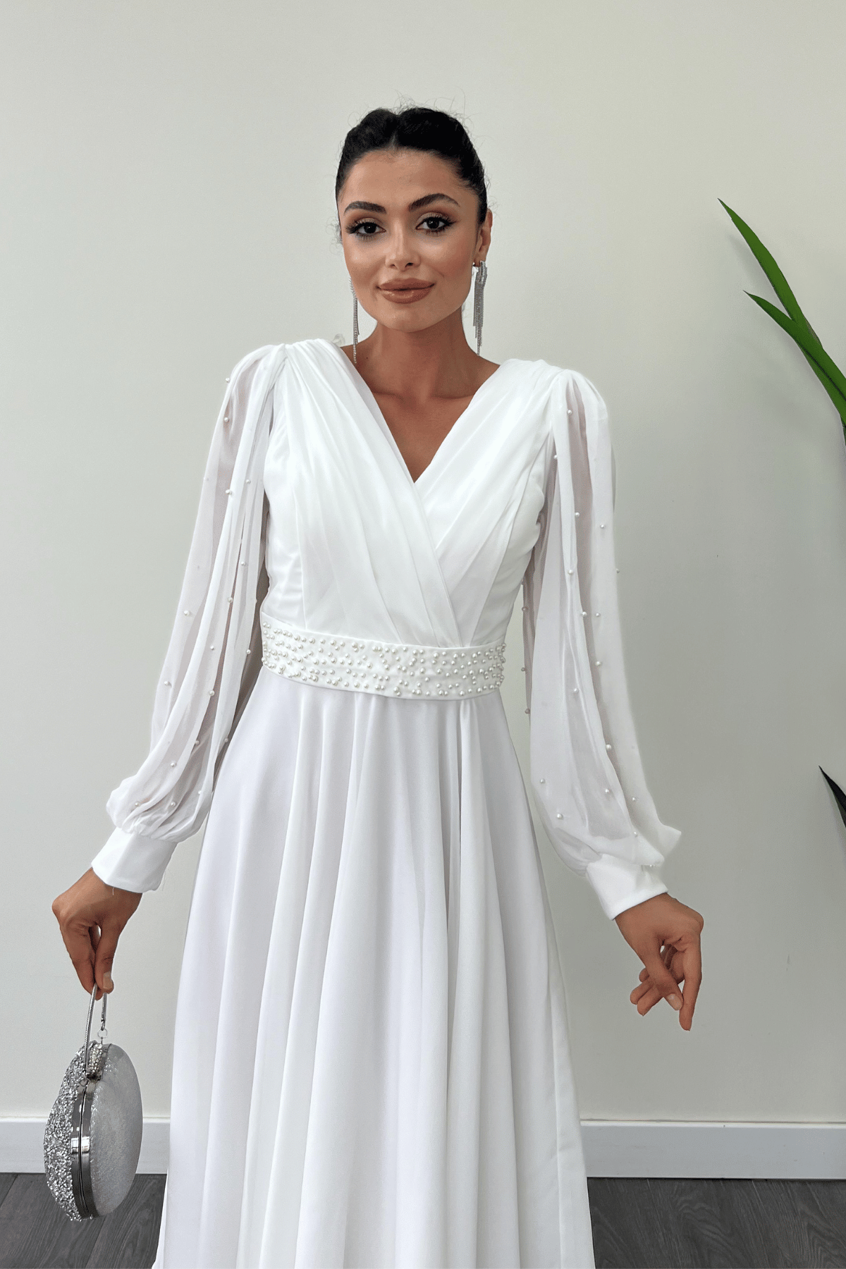 Şifon Kumaş İnci Detaylı Midi  Elbise - BEYAZ