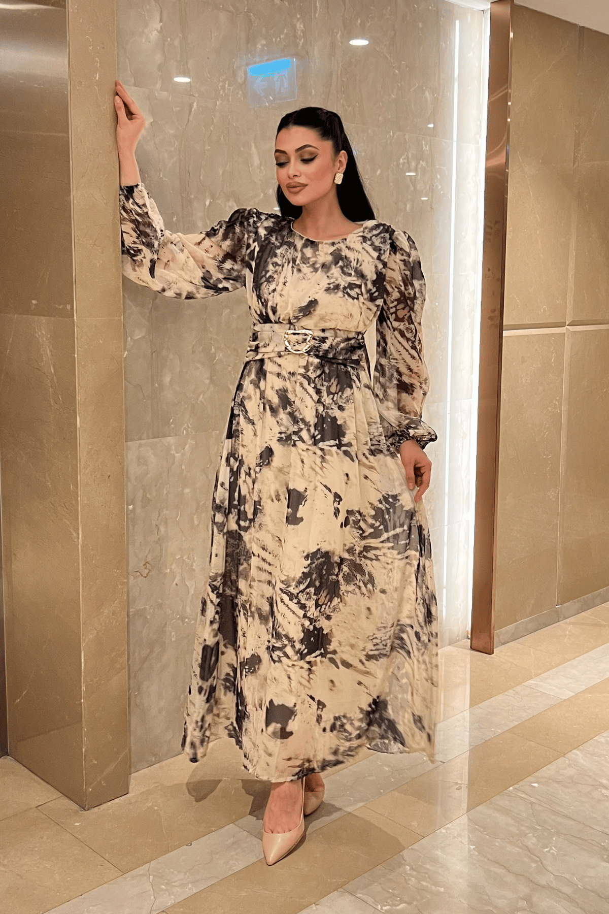 Şifon Kumaş Kemer Detaylı Maxi Elbise - KREM