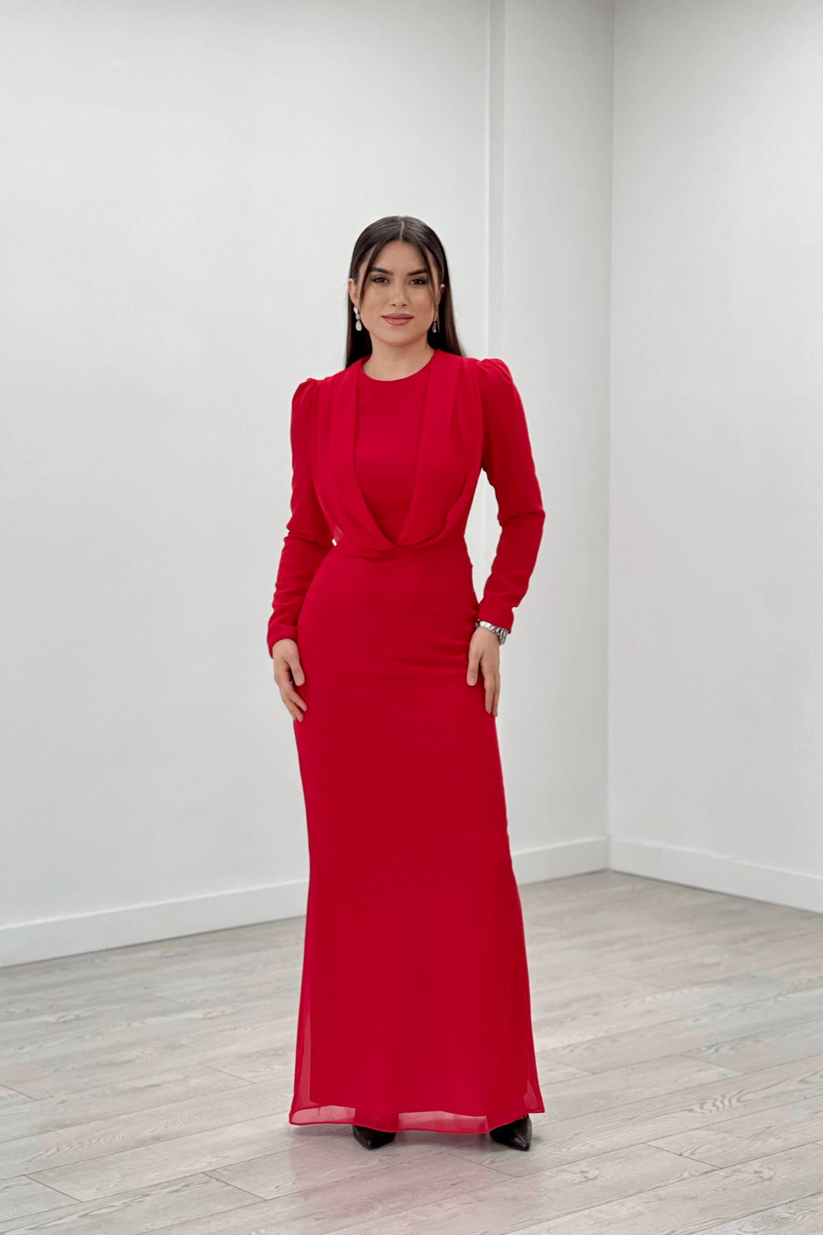 Şifon Kumaş Pelerin Detaylı Abiye Elbise - KIRMIZI