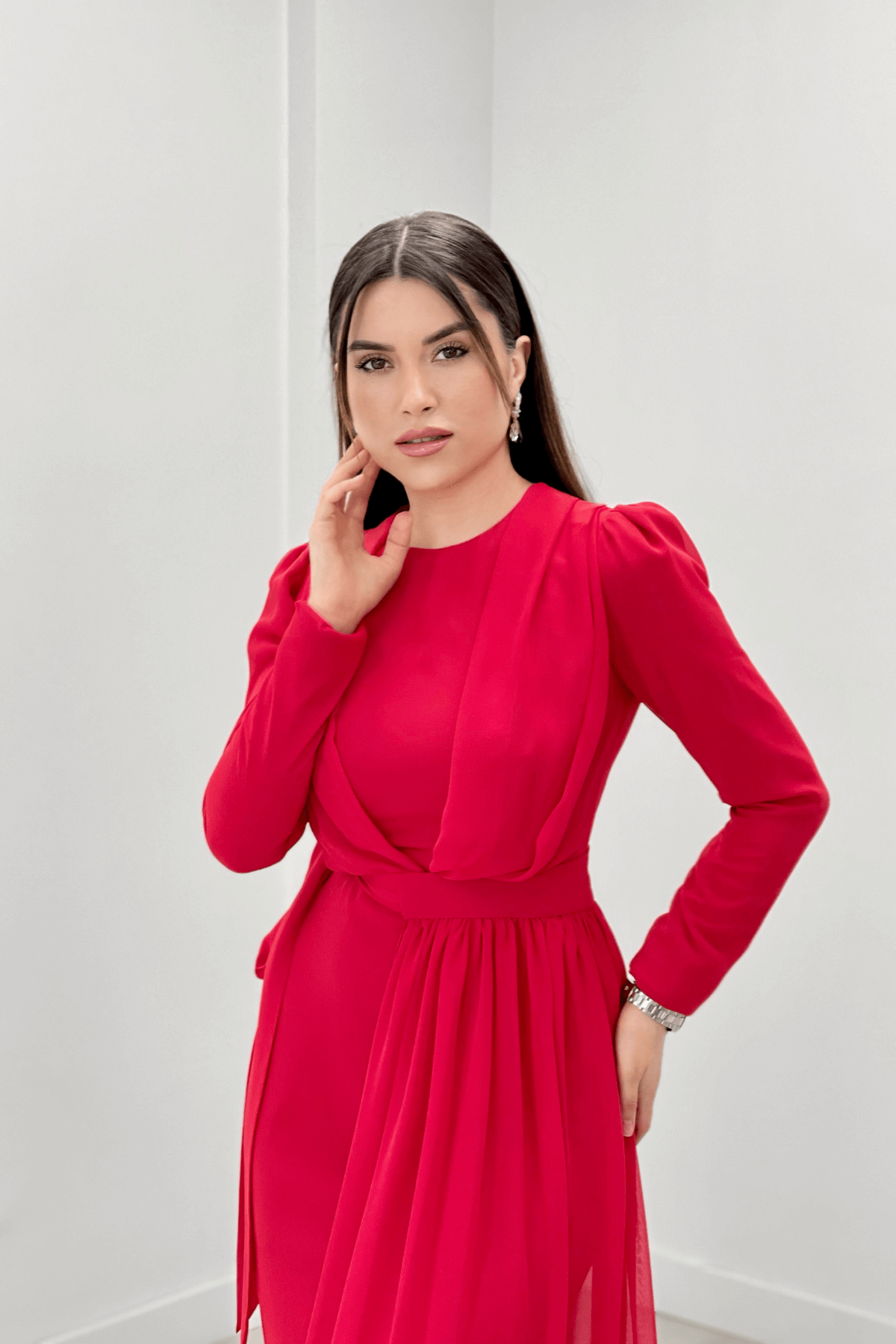 Şifon Kumaş Pelerin Detaylı Abiye Elbise - KIRMIZI