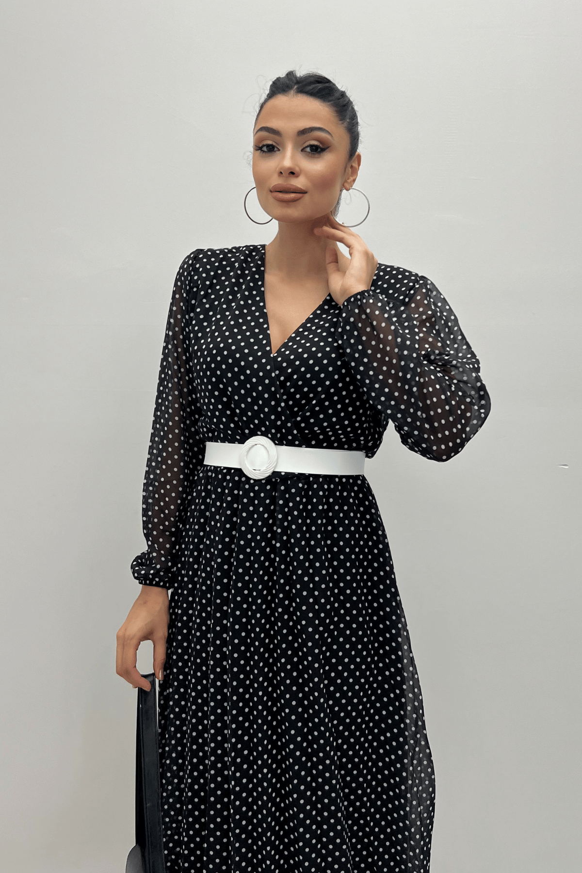 Sifon Kumaş Puantiye Desenli Midi  - SİYAH