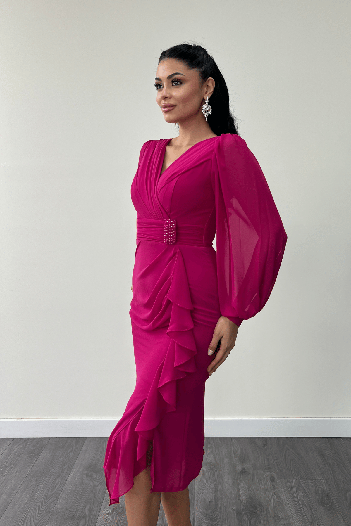 Şifon Kumaş Volan Detaylı Kalem Elbise - FUŞYA