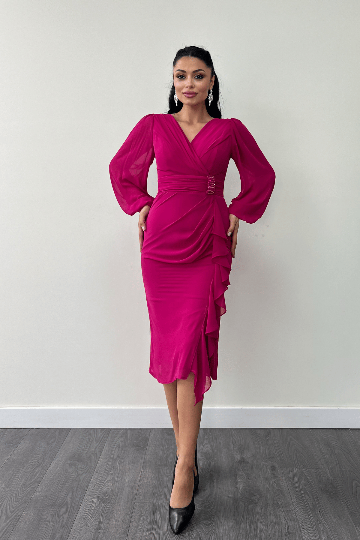 Şifon Kumaş Volan Detaylı Kalem Elbise - FUŞYA