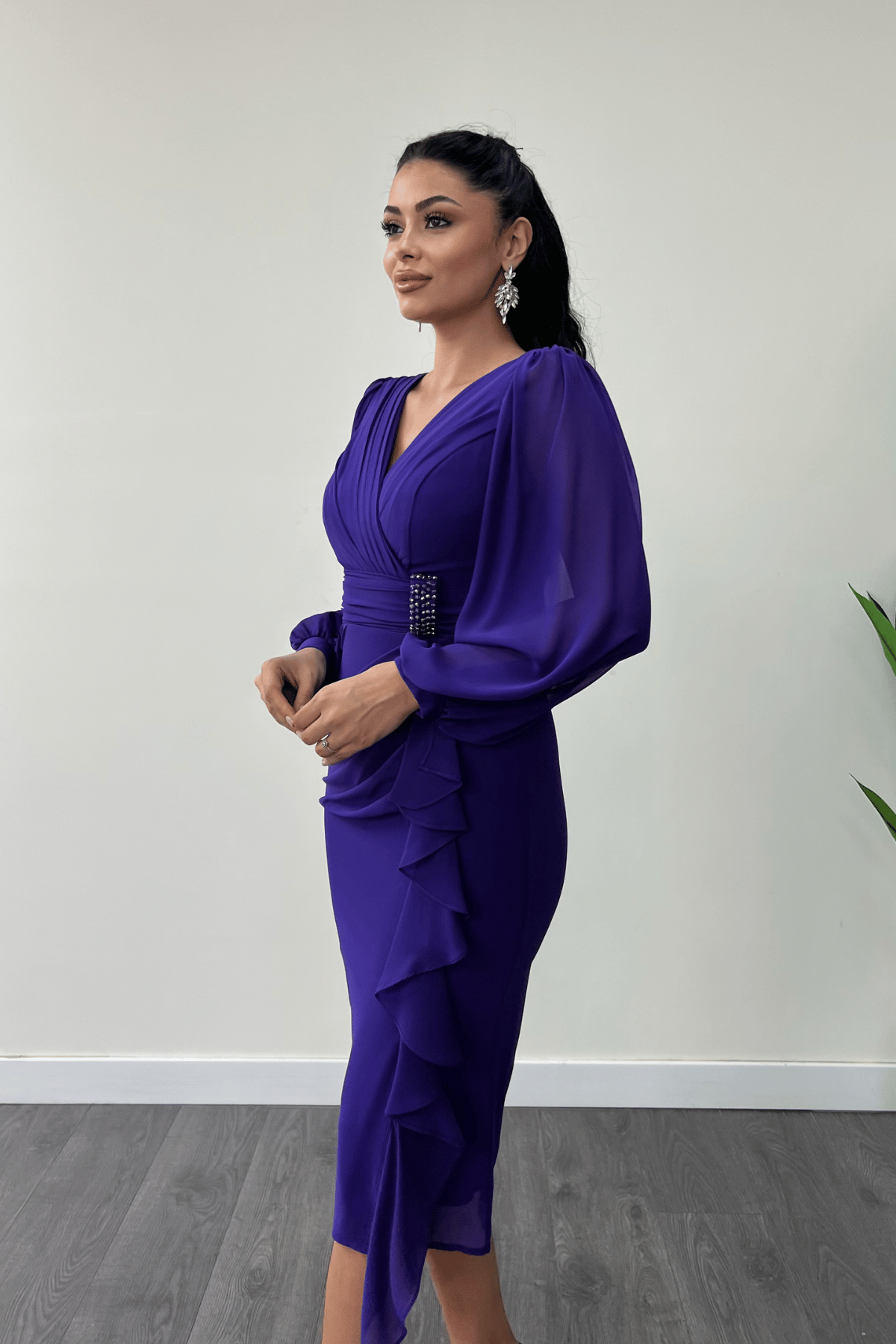 Şifon Kumaş Volan Detaylı Kalem Elbise - MOR