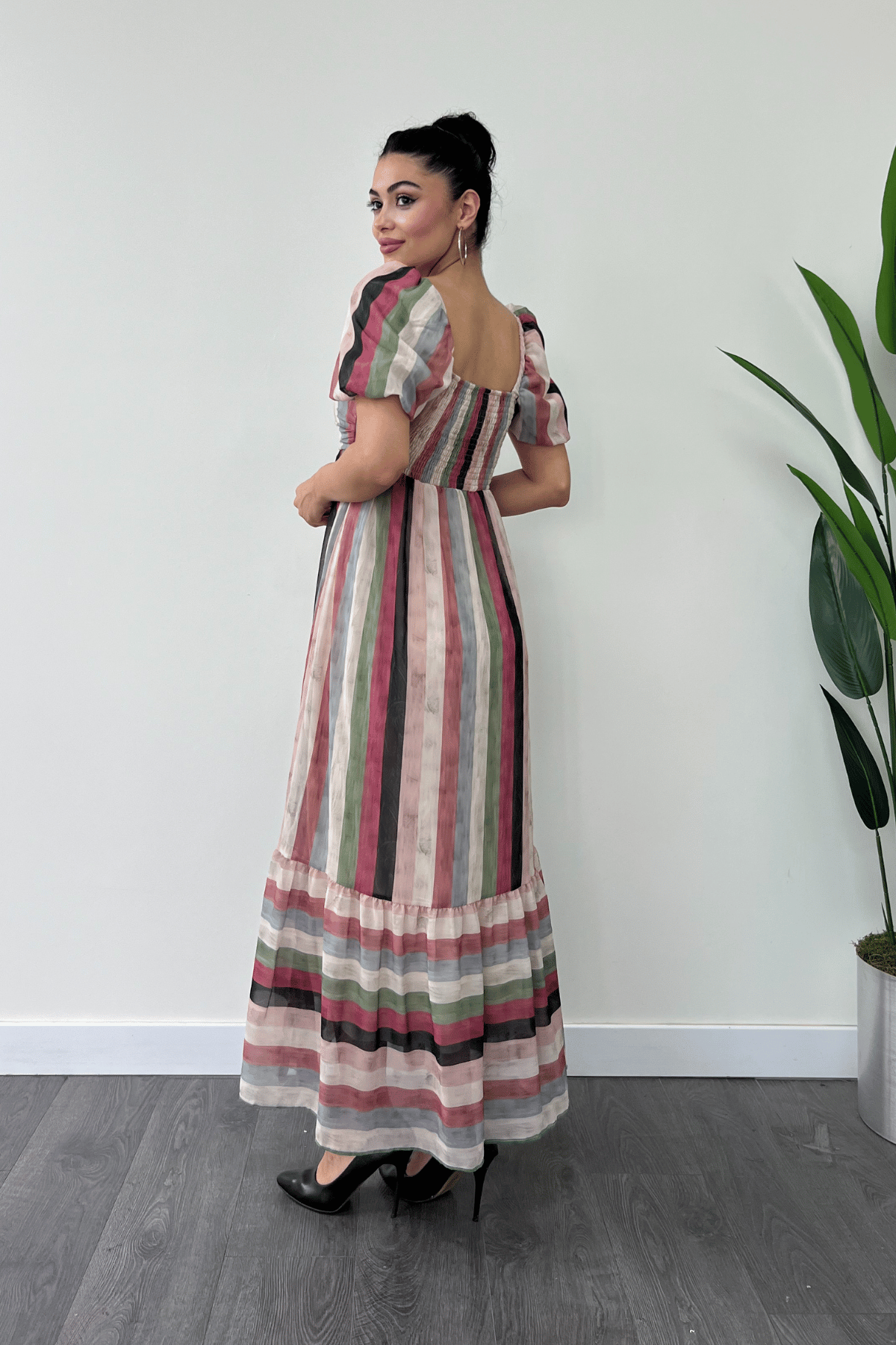 Şifon Renkli Çizgili Kumaş Balon Kol Elbise - KREM