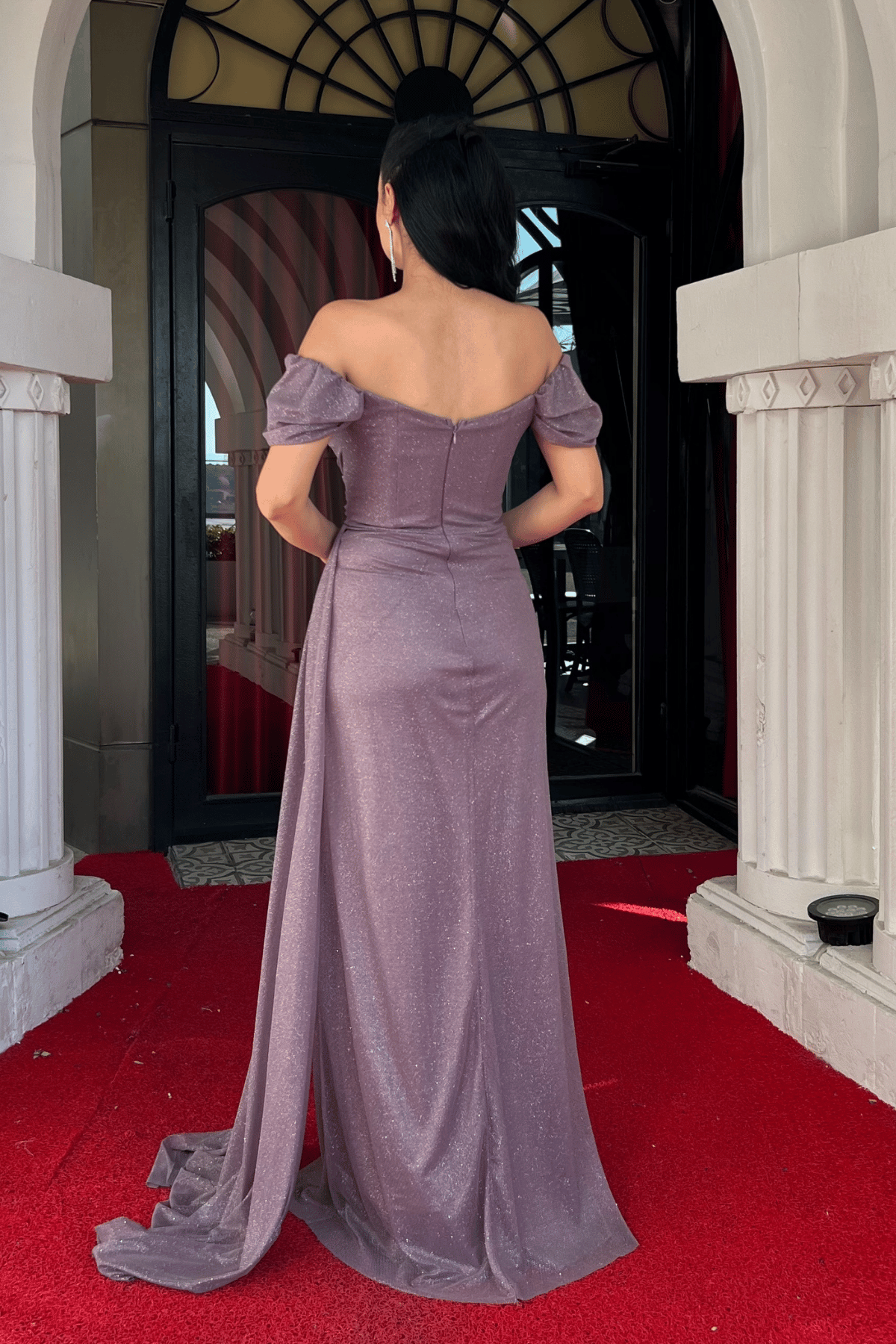 Simli Kumaş Büzgü Detaylı Balık Abiye Elbise - LİLA