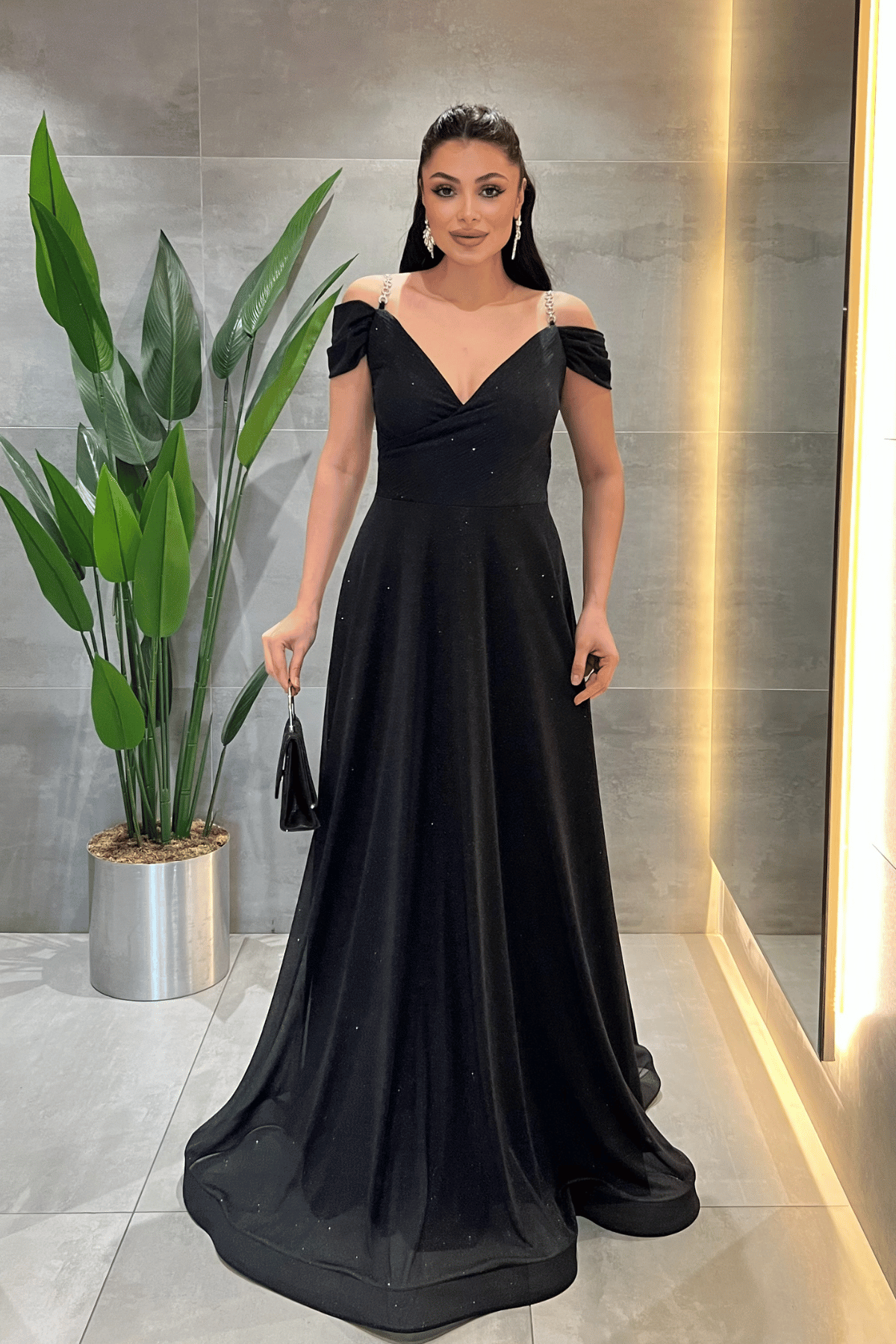 Simli Kumaş Kayık Yaka Abiye Elbise - SİYAH