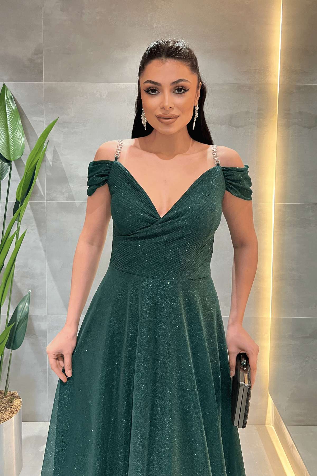 Simli Kumaş Kayık Yaka Abiye Elbise - ZÜMRÜT YEŞİL