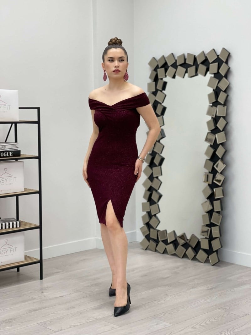 Simli Kumaş Kayık Yaka Elbise - BORDO
