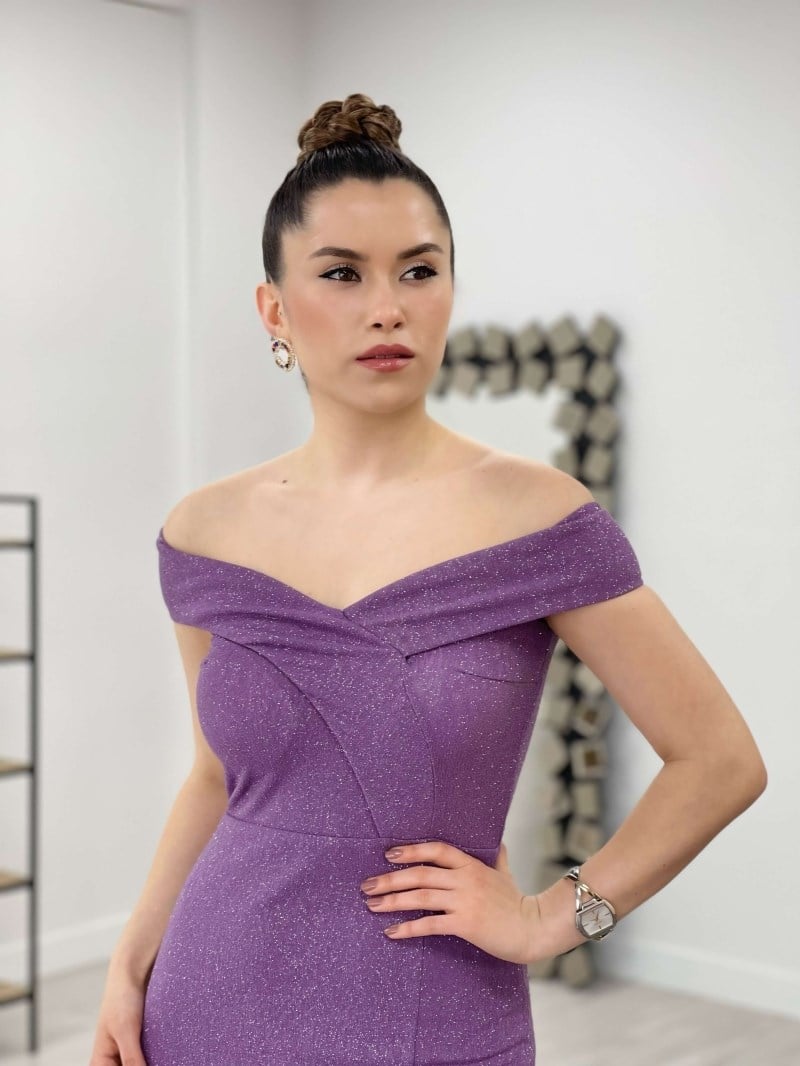 Simli Kumaş Kayık Yaka Elbise - MOR