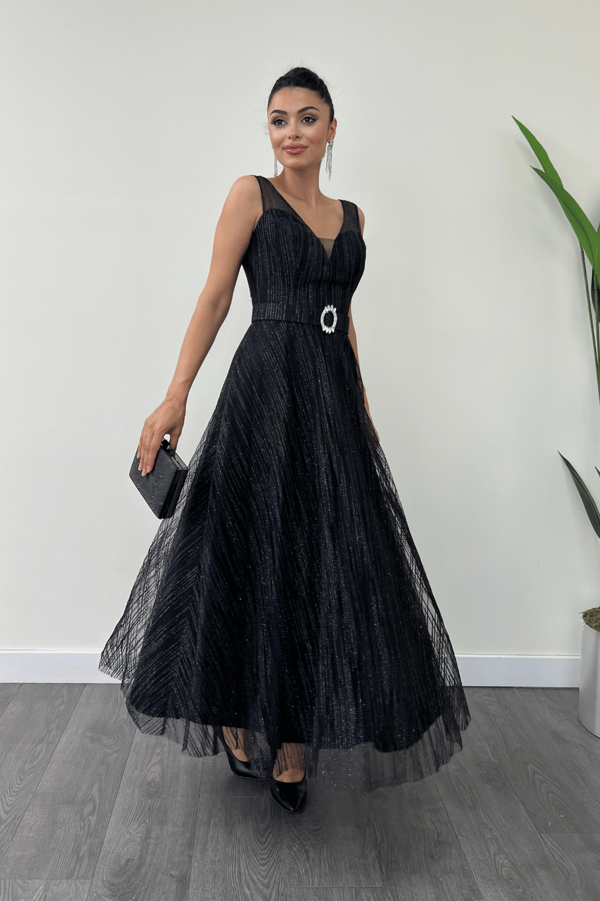 Simli Kumş Askılı Midi Elbise - SİYAH