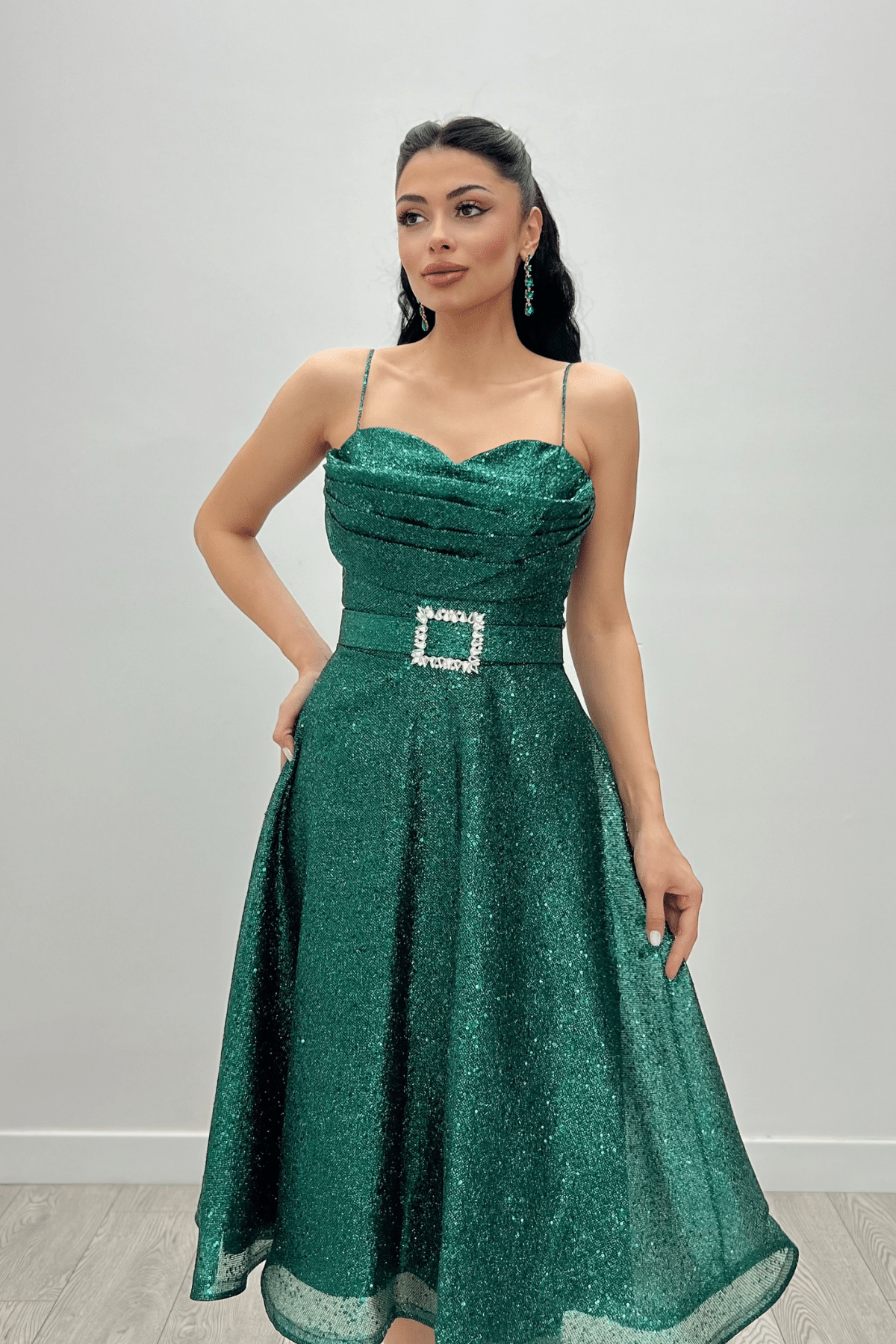 Simli Tül Kumaş Askılı Midi Elbise - ZÜMRÜT YEŞİL