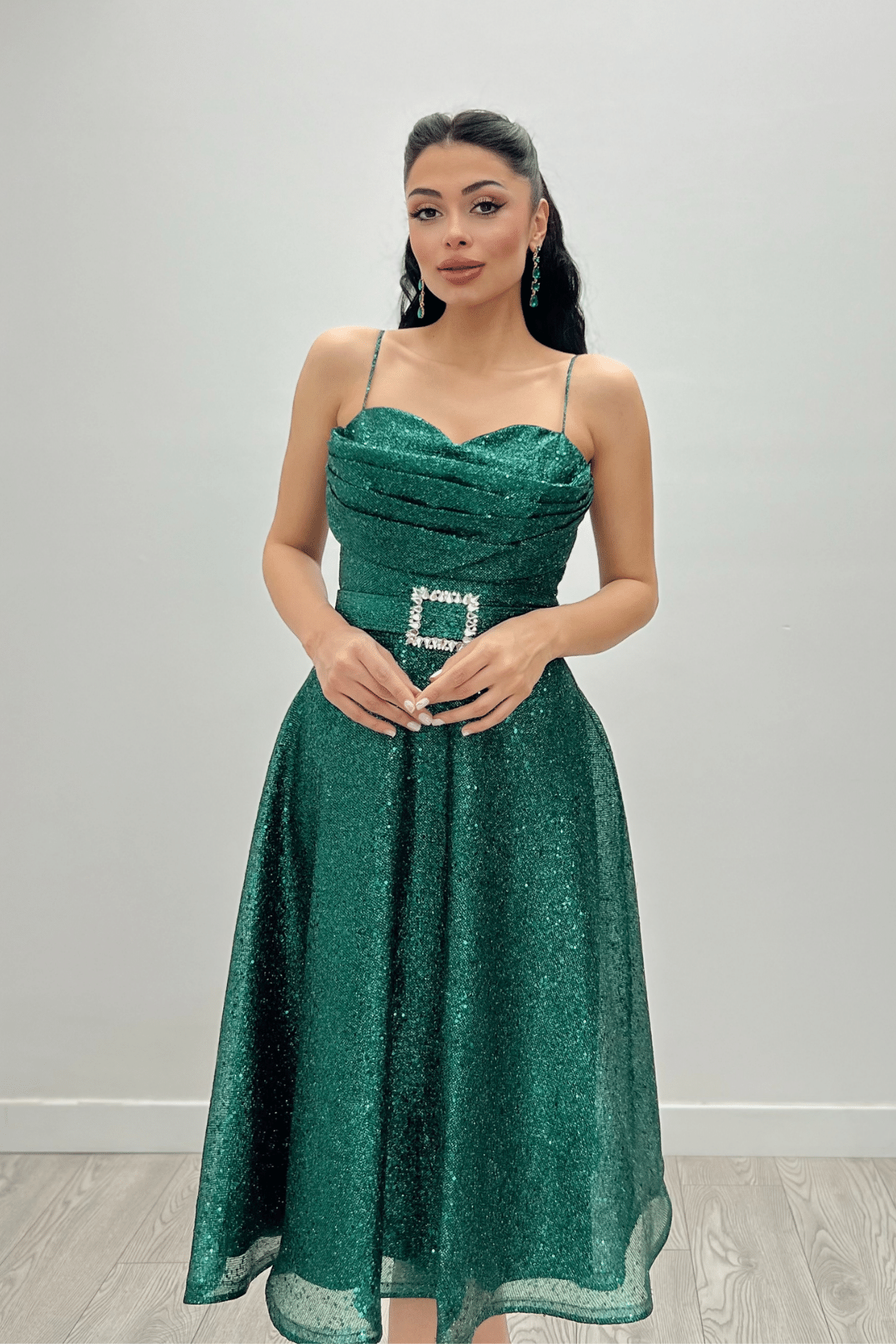 Simli Tül Kumaş Askılı Midi Elbise - ZÜMRÜT YEŞİL