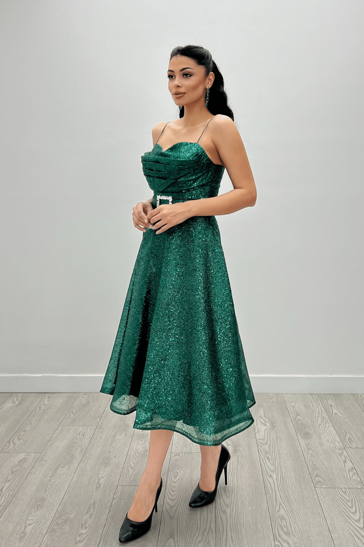 Simli Tül Kumaş Askılı Midi Elbise - ZÜMRÜT YEŞİL