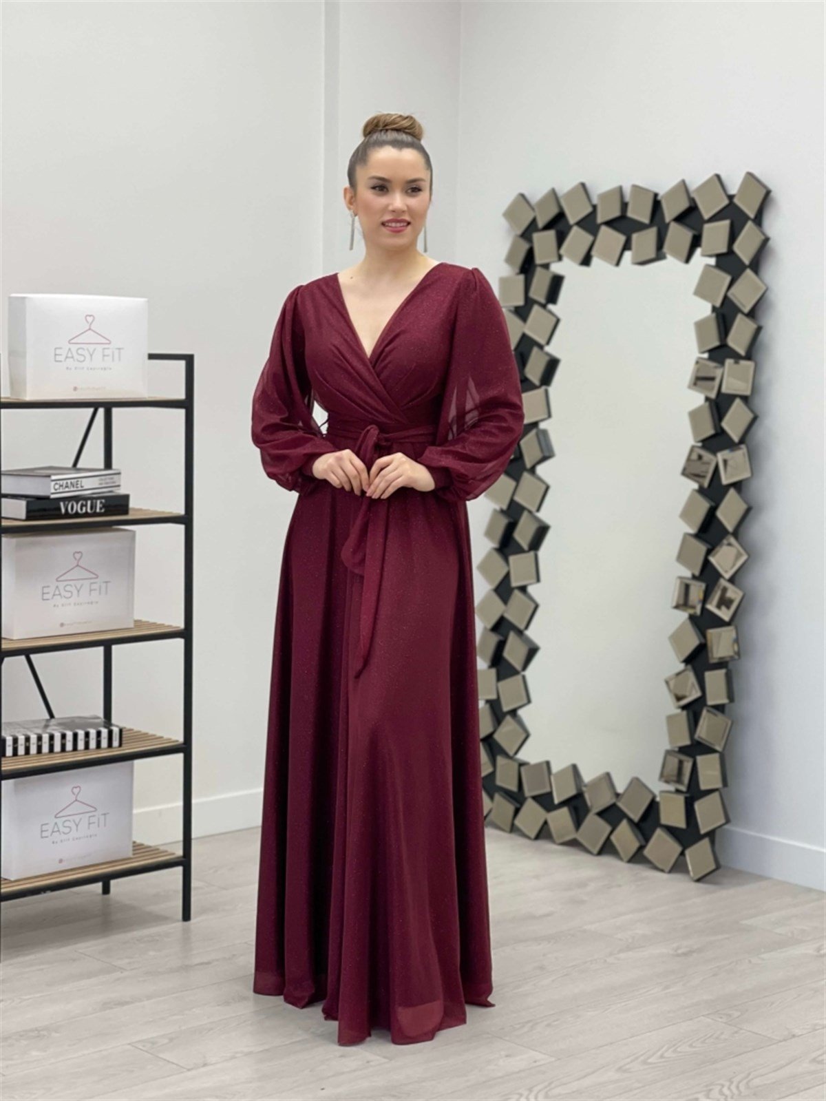 Simli Tül Kumaş Kuşaklı Kiloş Elbise - BORDO