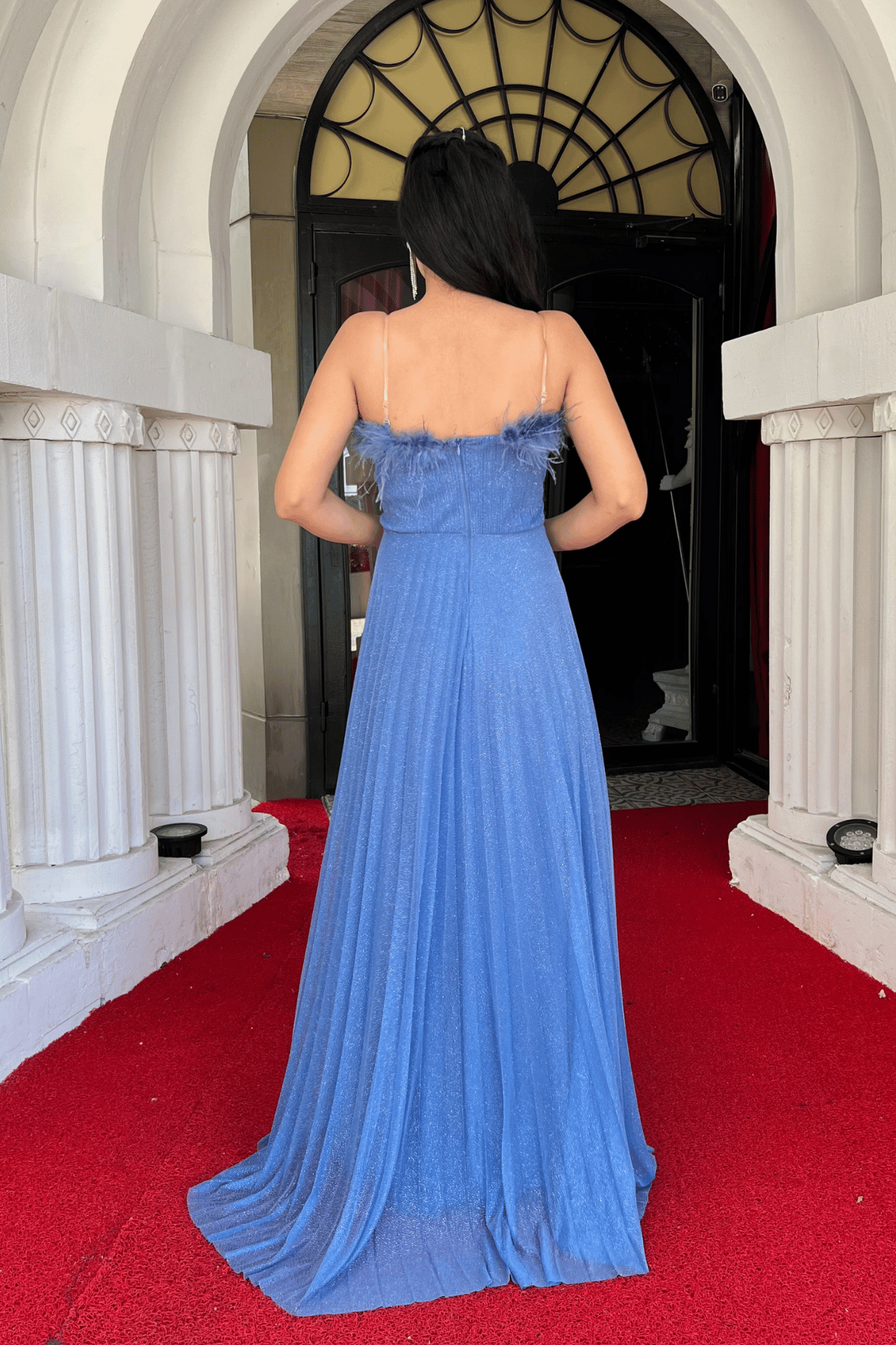 Simli Tül Kumaş Yaka Otriş Plise Detaylı Abiye Elbise - İNDİGO MAVİ