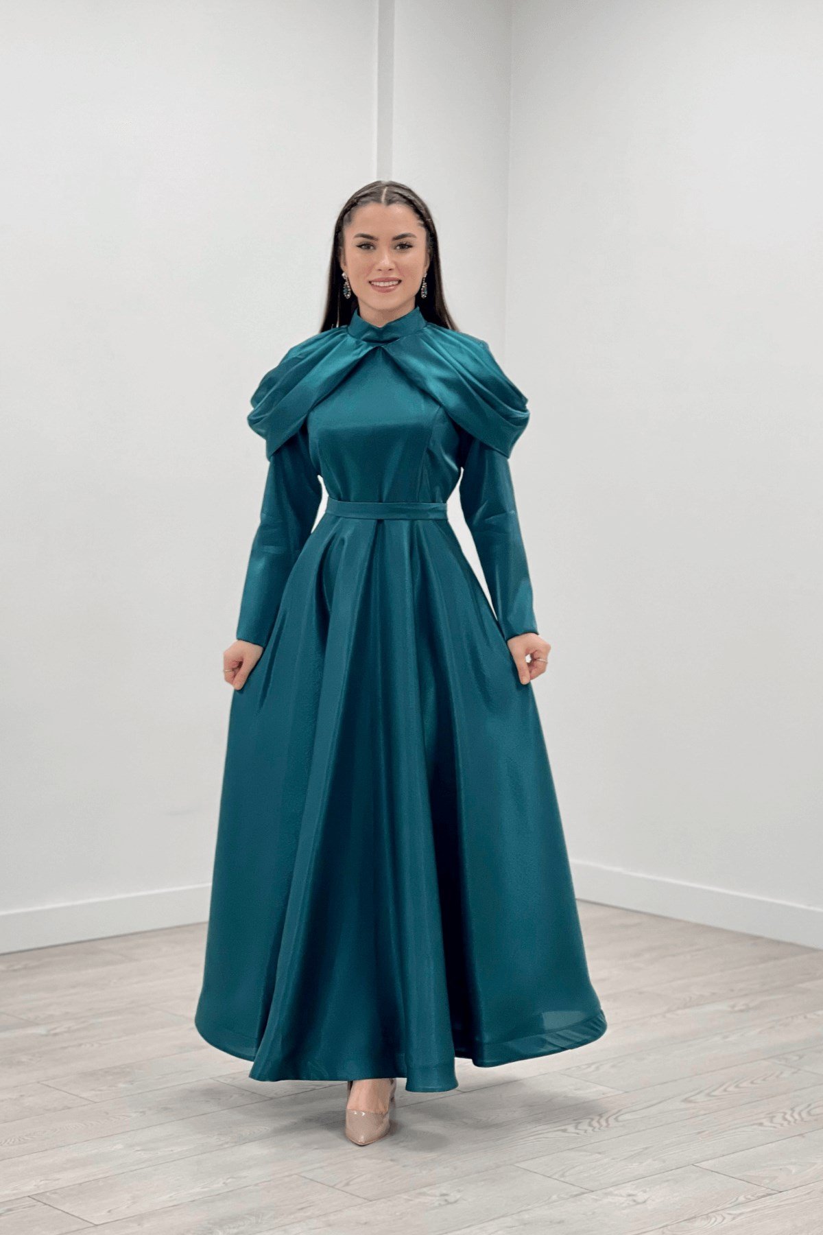 Tafta Saten Kumaş Omuz Detaylı Abiye Elbise - TURKUAZ