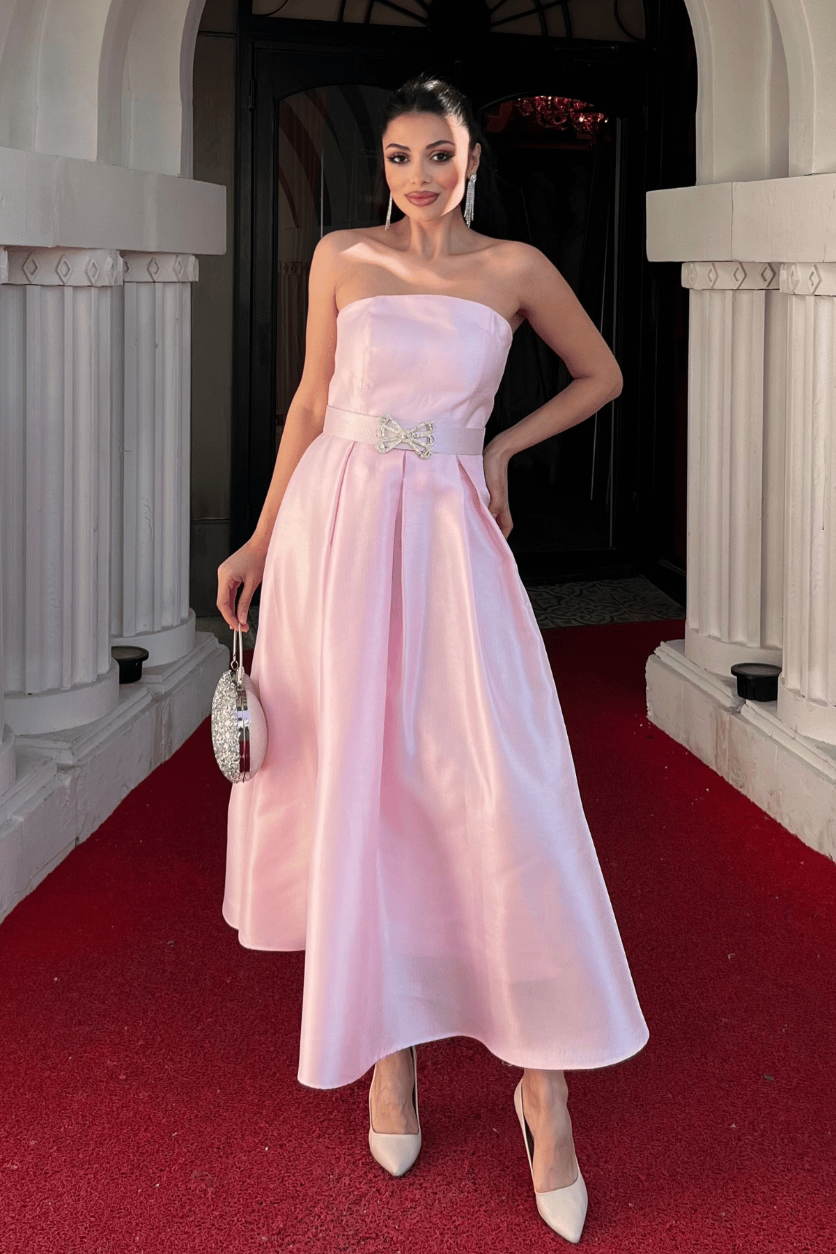 Tafta Saten Kumaş Straplez Midi Elbise - PEMBE