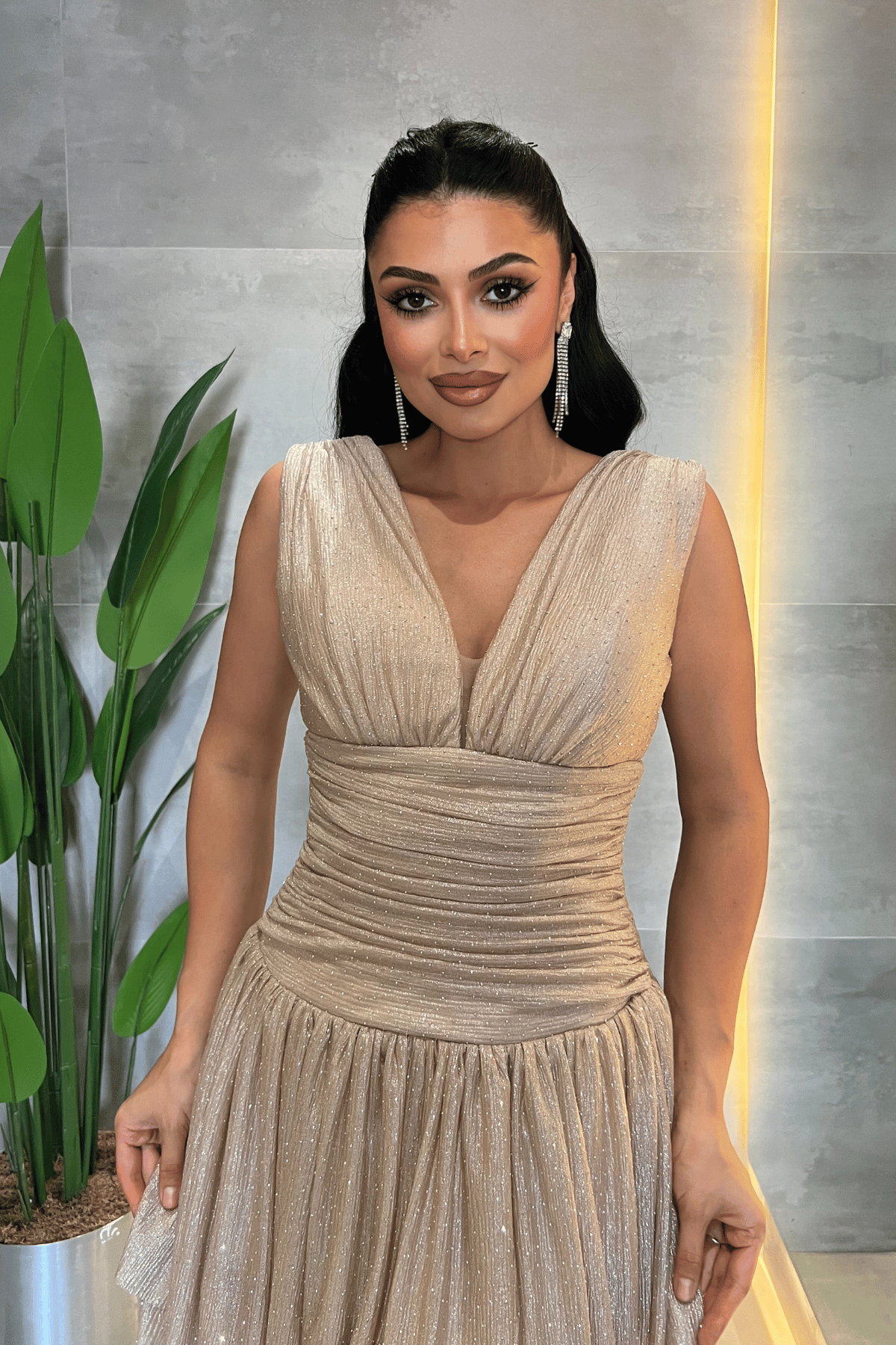 Taşlı Tül Kumaş Drape Detaylı Mini Elbise - BEJ