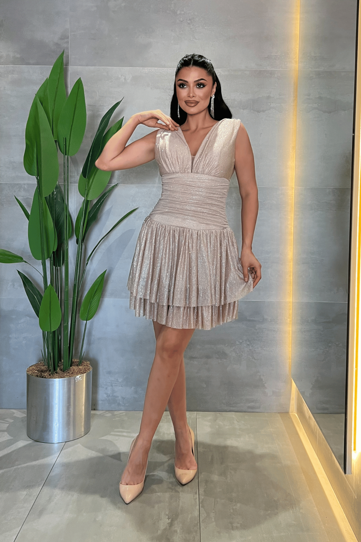 Taşlı Tül Kumaş Drape Detaylı Mini Elbise - BEJ