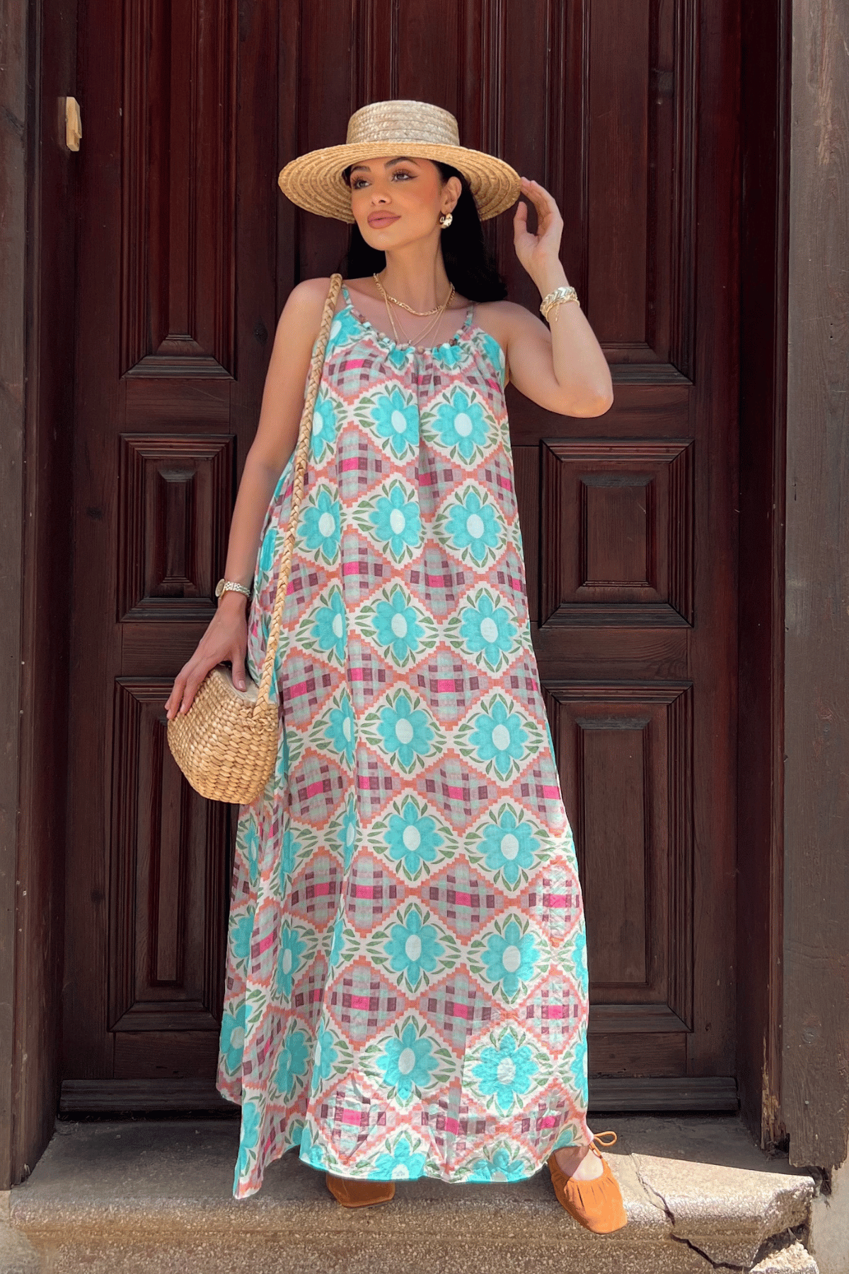 Tensel Kraşlı Kumaş Boncuk Detaylı Askılı Elbise - MAVİ