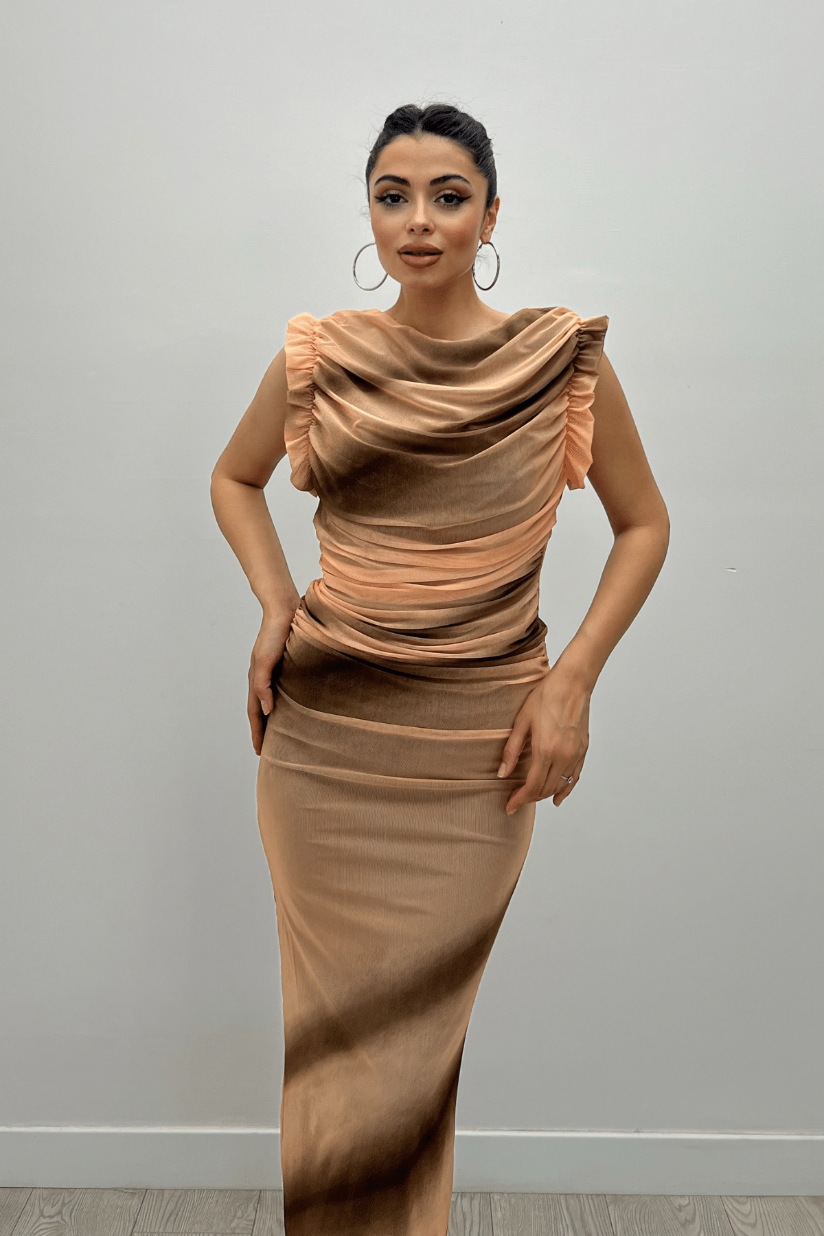 Tül Desenli Kumaş Büzgü Detaylı Kalem Elbise - TURUNCU