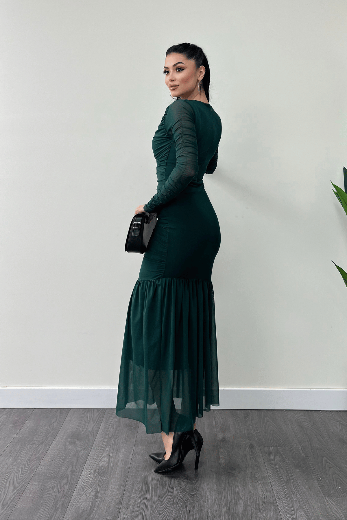 Tül Kumaş Büzgü Detaylı Kalem Elbise - ZÜMRÜT YEŞİL