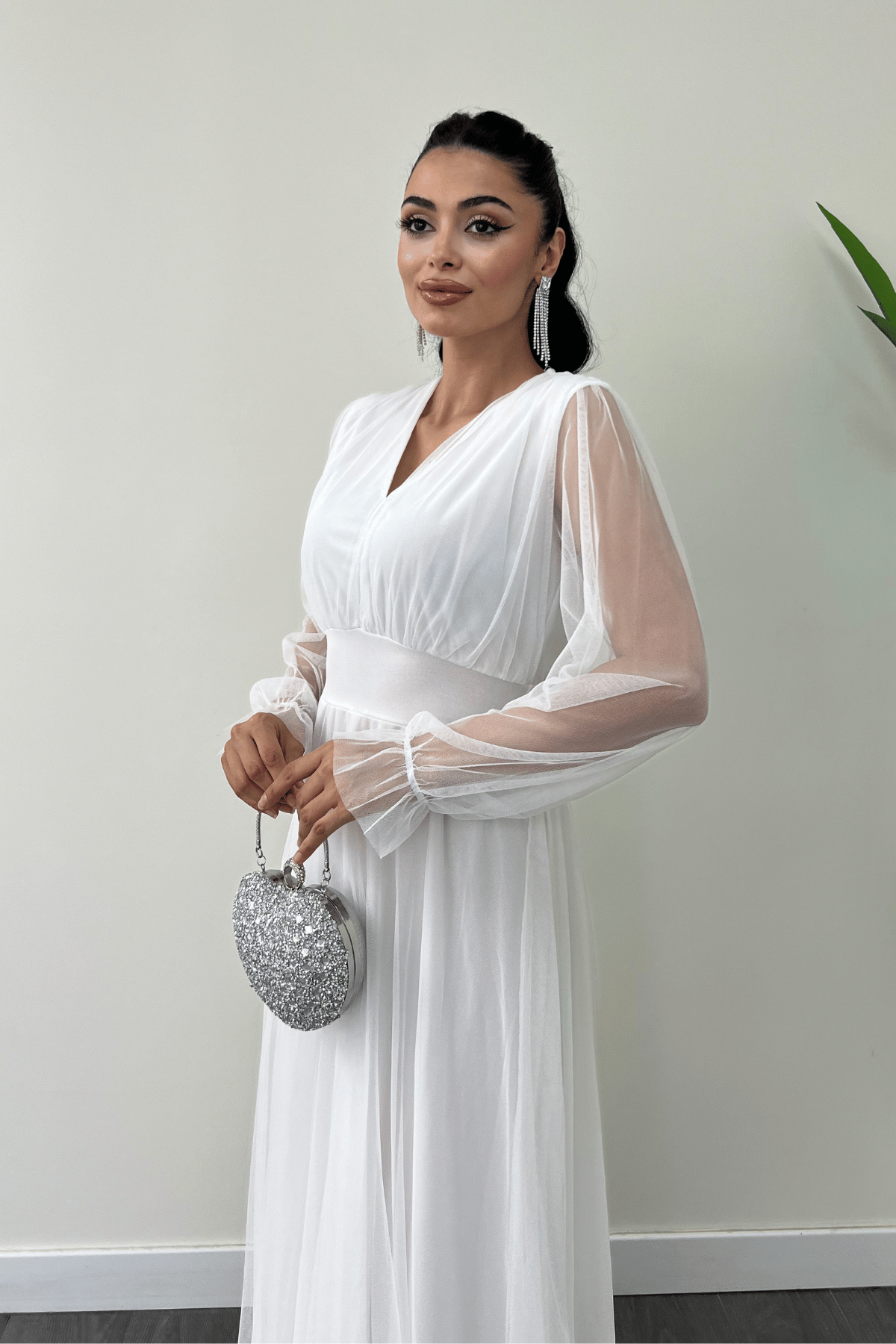 Tül Kumaş Büzgü Detaylı Maxi Elbise - BEYAZ