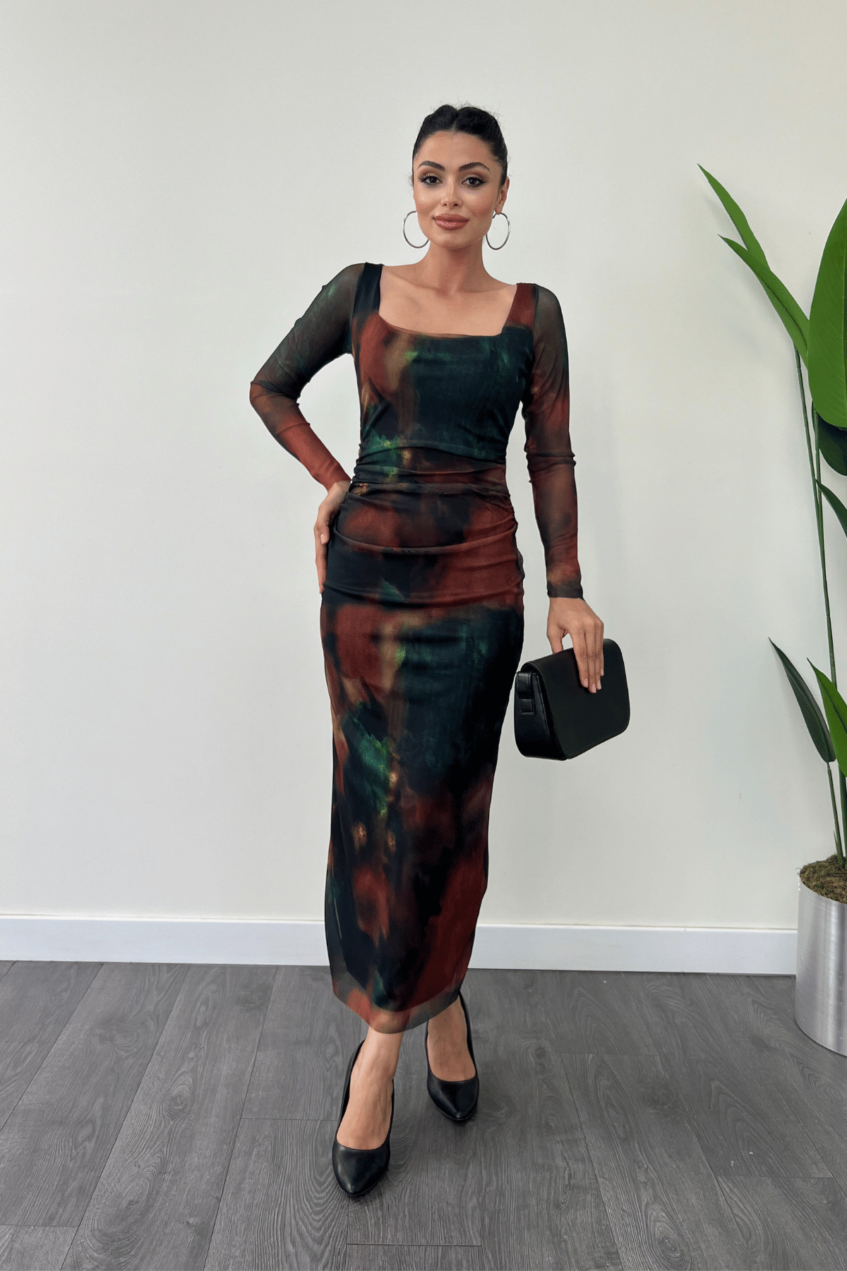 Tül Kumaş Kare Yaka Büzgü Detaylı Elbise - YEŞİL