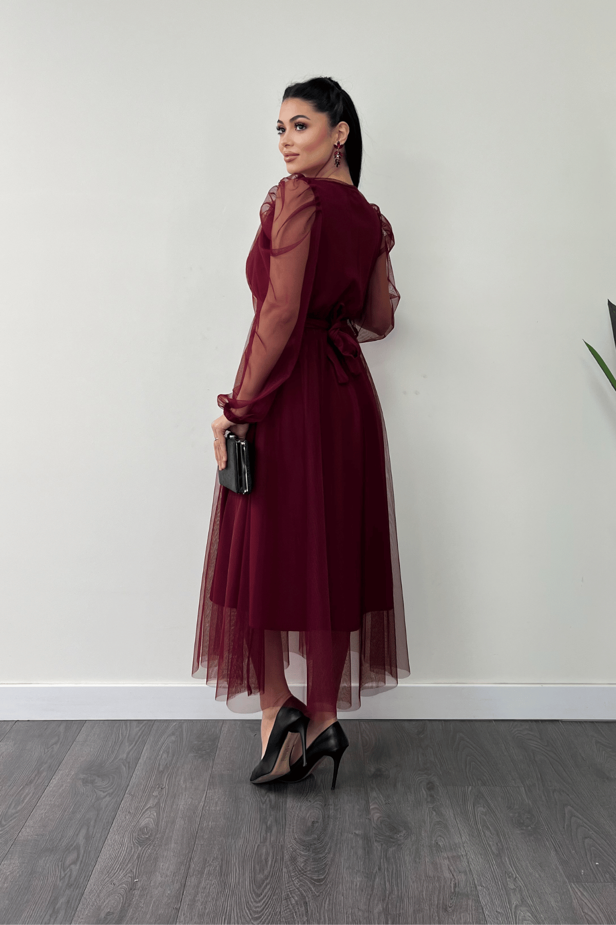 Tül Kumaş Kruvaze Yaka Taş Kemer Detaylı Elbise - BORDO