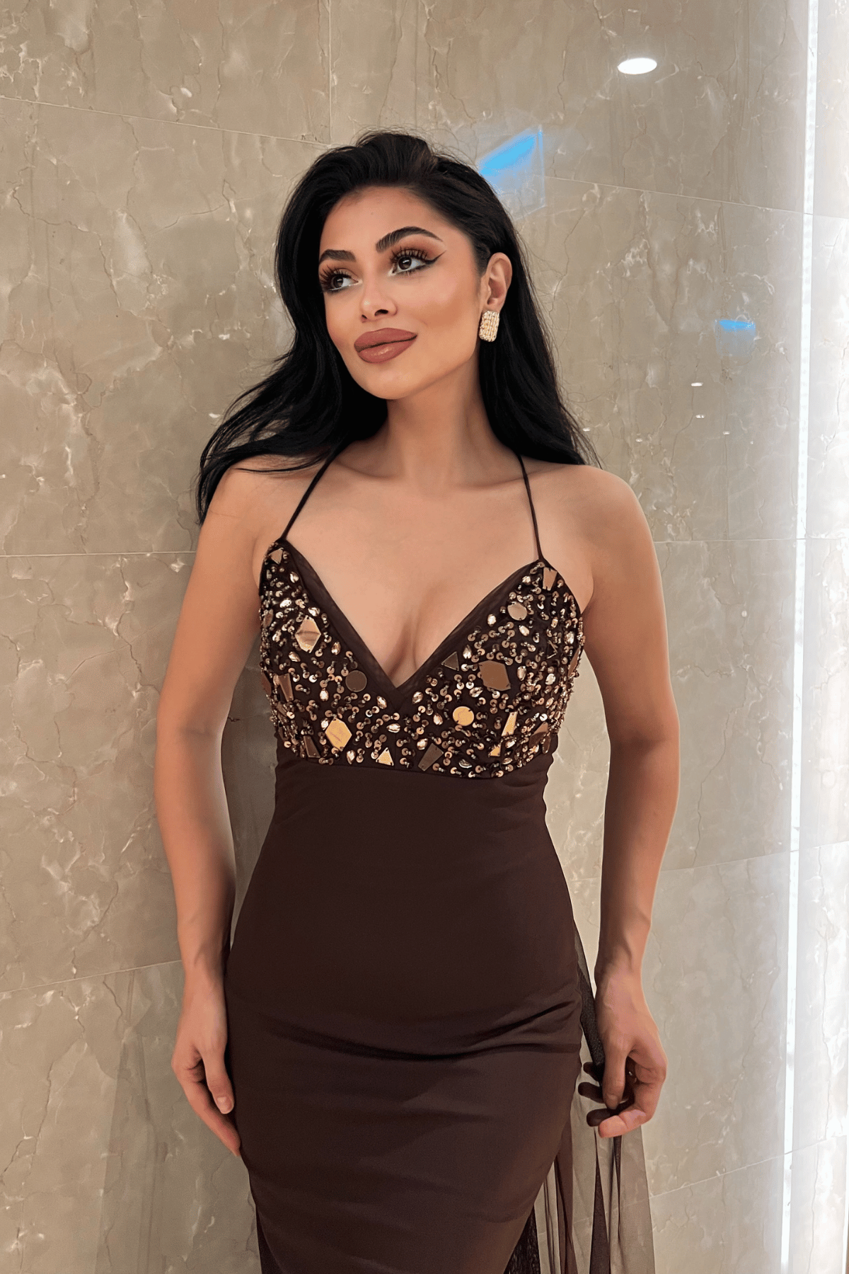 Tül Kumaş Taş Detaylı Sırtı İpli Abiye Elbise - KAHVERENGİ