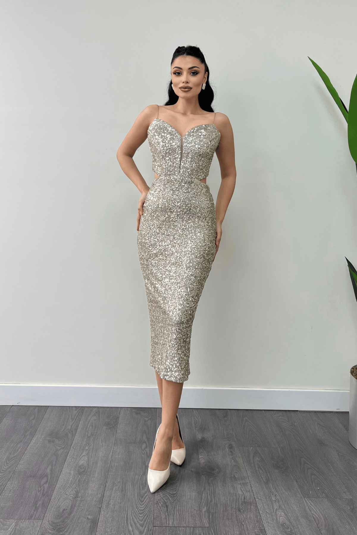 Tül Pul Payet Kumaş Sırt Detaylı Kalem Elbise - GOLD