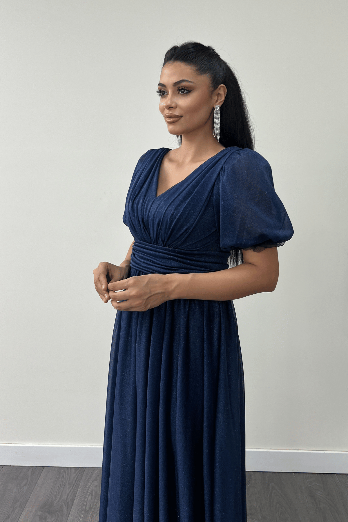 Tül Simli Kumaş Büzgü Detaylı Midi Elbise - LACİVERT