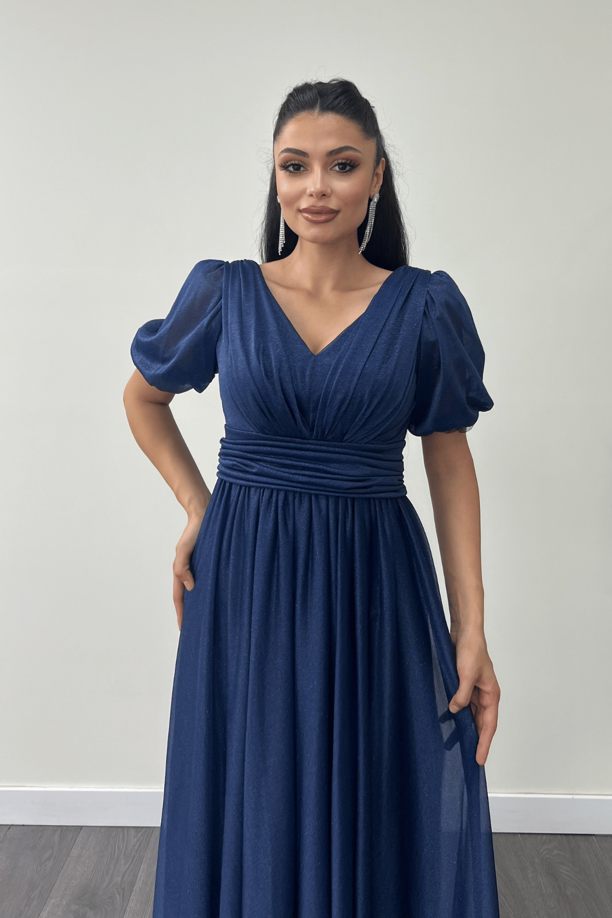 Tül Simli Kumaş Büzgü Detaylı Midi Elbise - LACİVERT