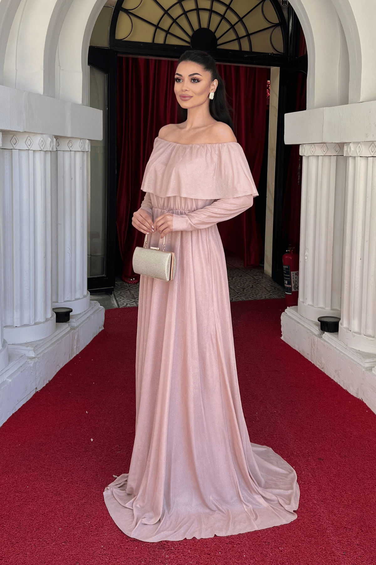 فستان سهرة لامع على التول - لون البودرة