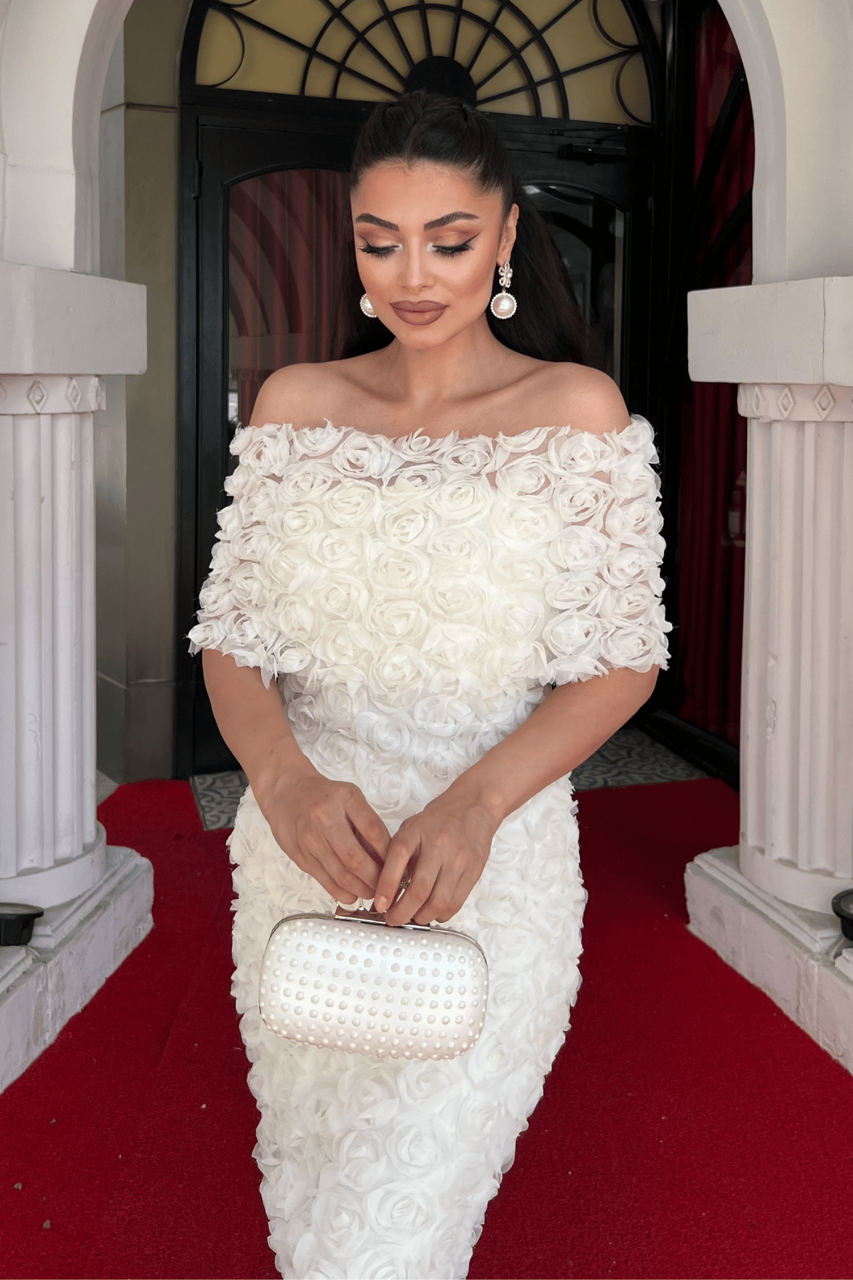 Üç Boyutlu Kumaş Bolero Detaylı Kalem Elbise - KREM