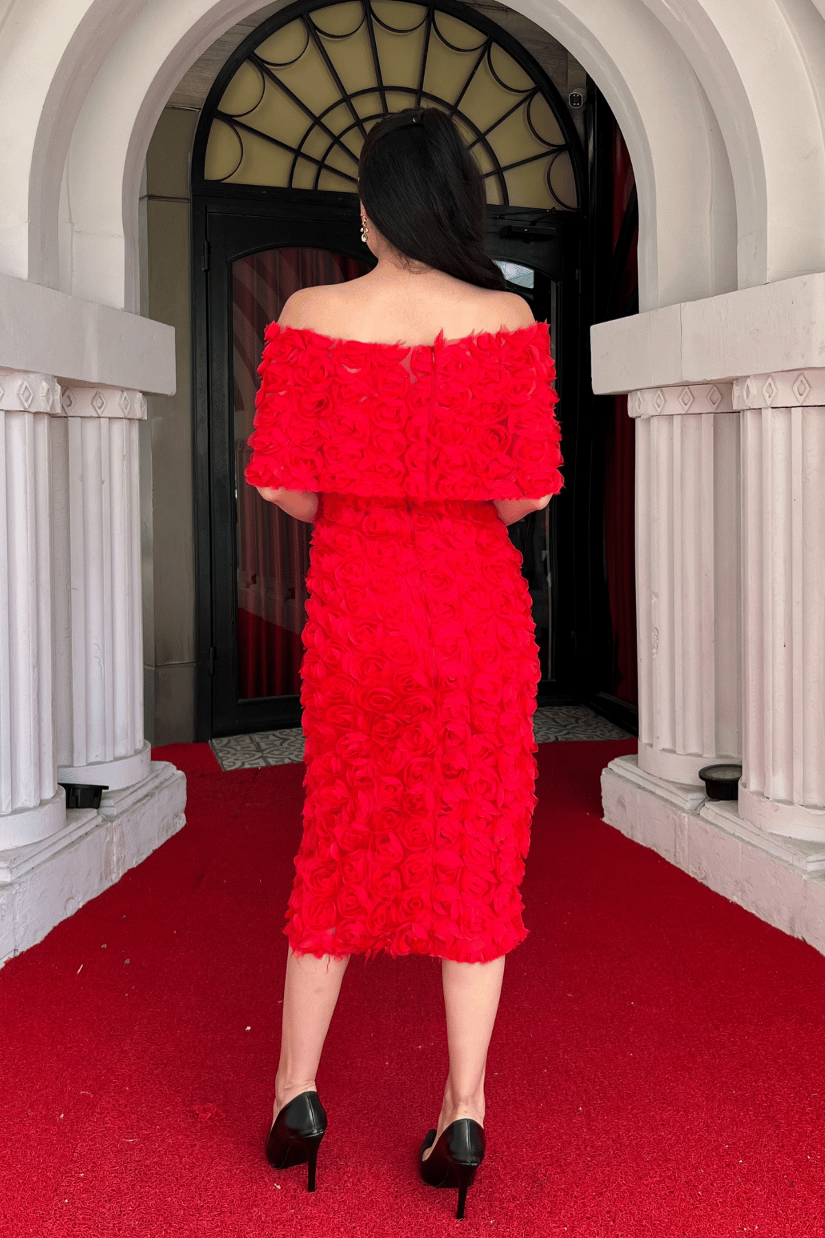 Üç Boyutlu Kumaş Bolero Detaylı Kalem Elbise - KIRMIZI