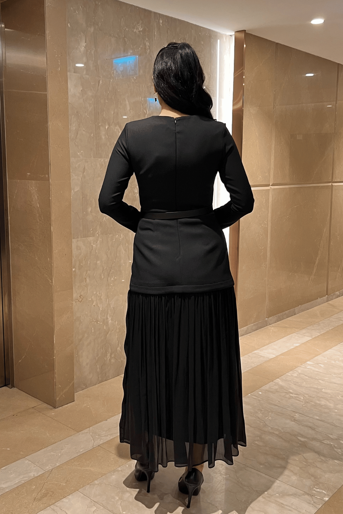 Üst Atlas Alt Şifon Kumaş Elbise - SİYAH