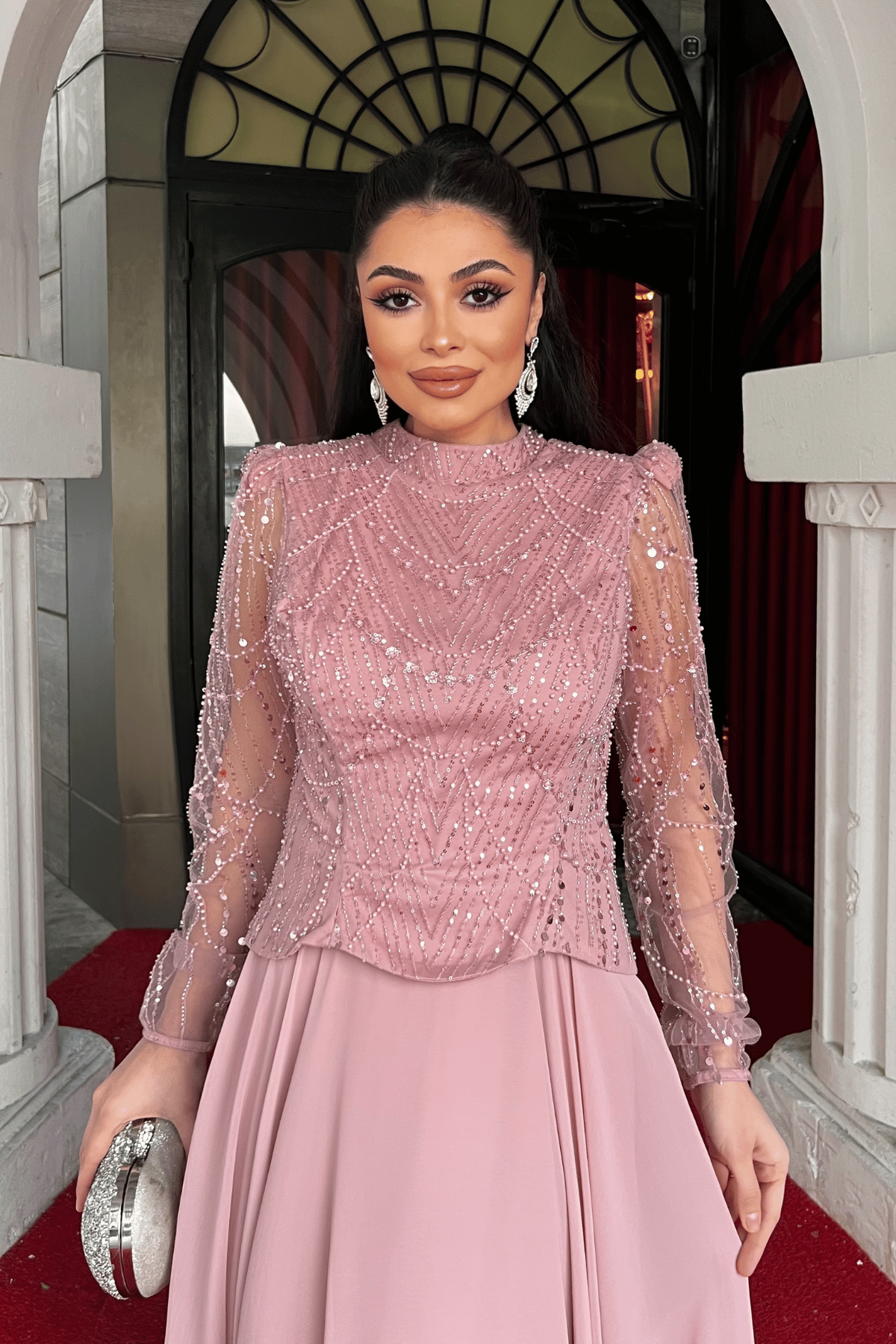 Üst Boncuk Detaylı Alt Şifon Elbise - PUDRA