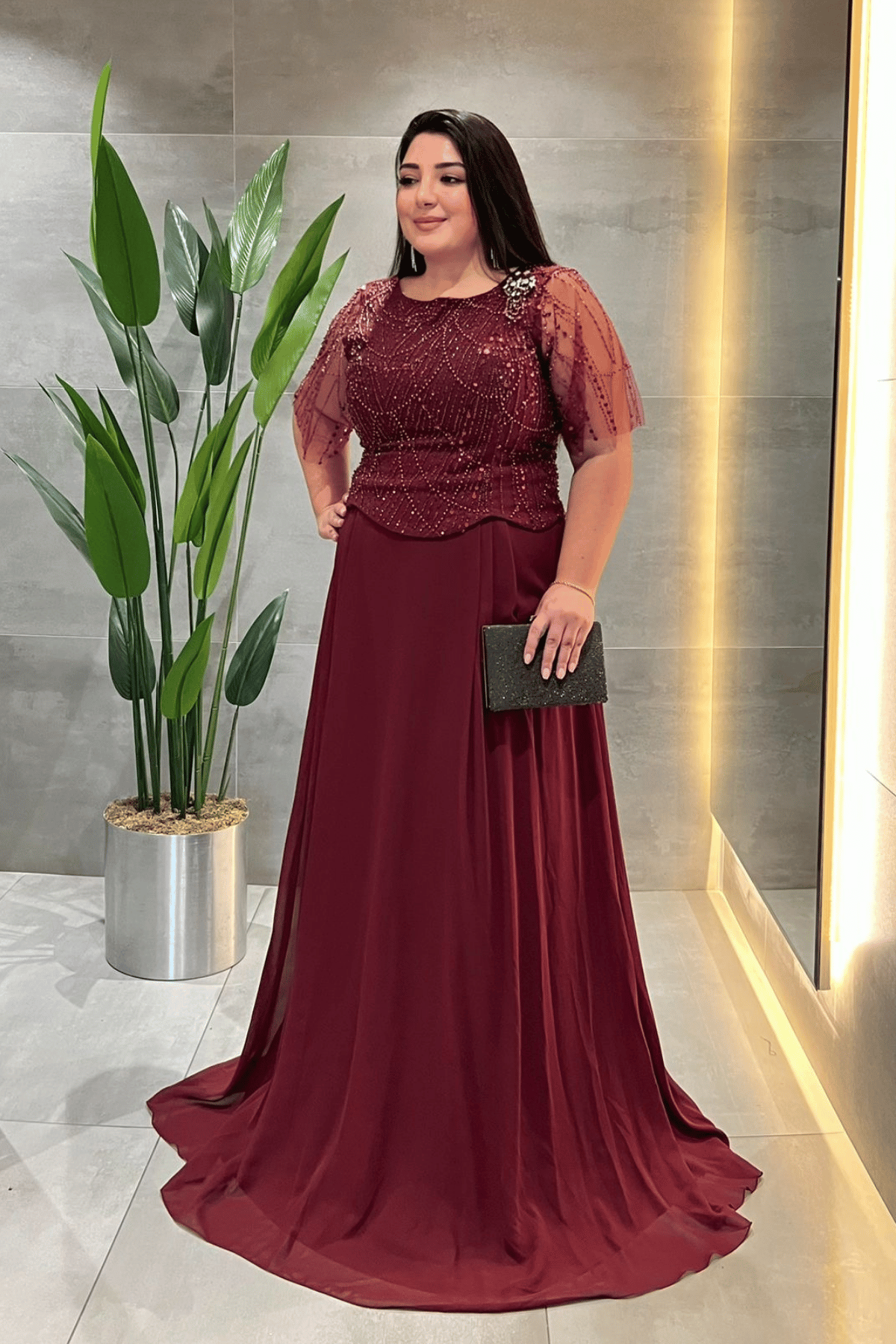 Üst Boncuklu Kumaş Alt Şifon Elbise - BORDO