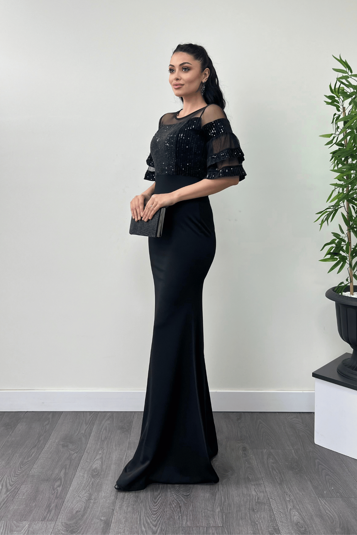 Upper Sequin Lower Crepe Fabric Evening Dress Black