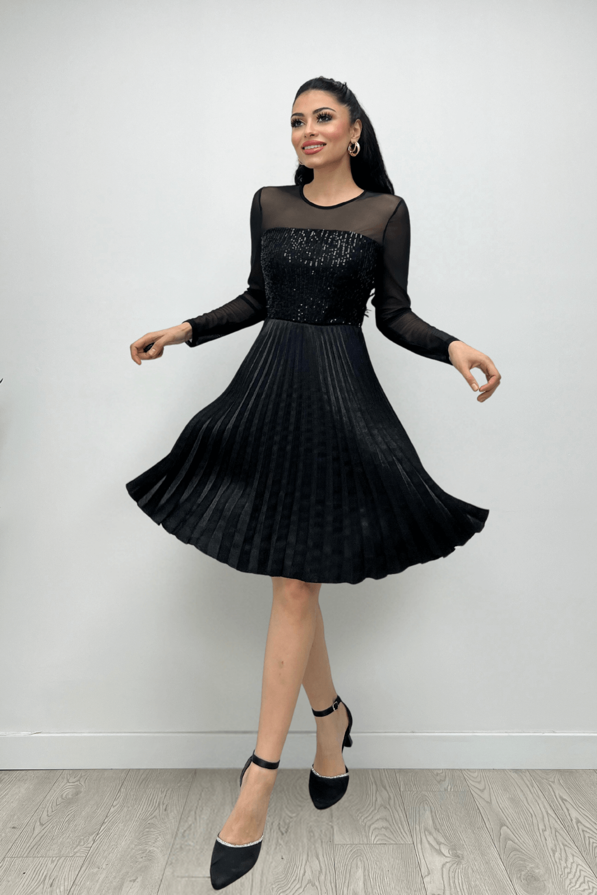 Üst Payet Alt Pliseli Midi Elbise - SİYAH