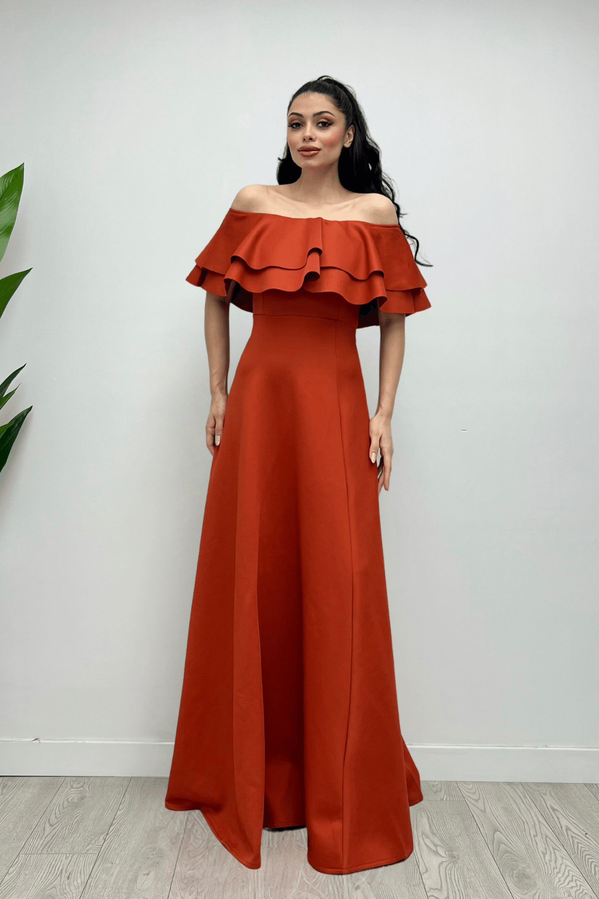 فستان بالفولان - البلاط