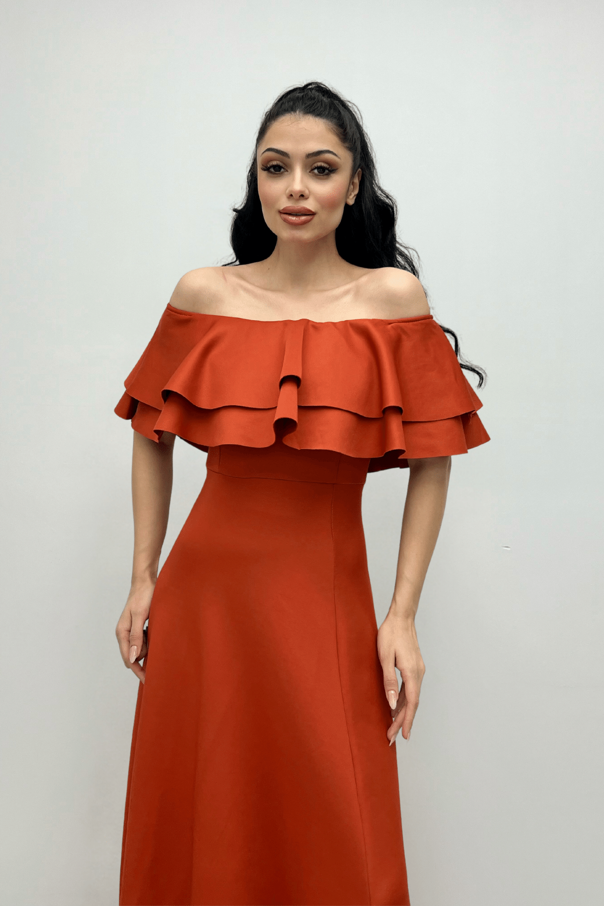 فستان بالفولان - البلاط