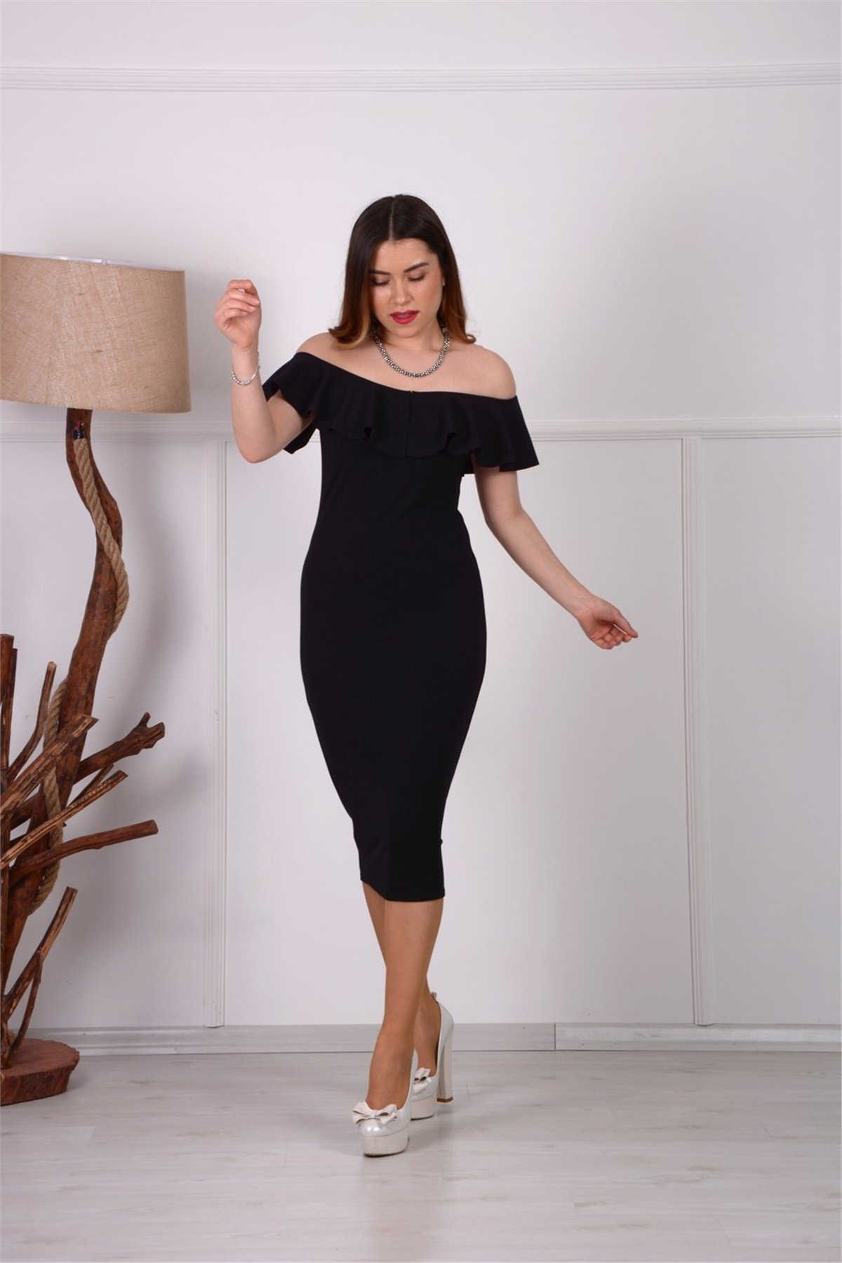 Volanlı Elbise - Siyah