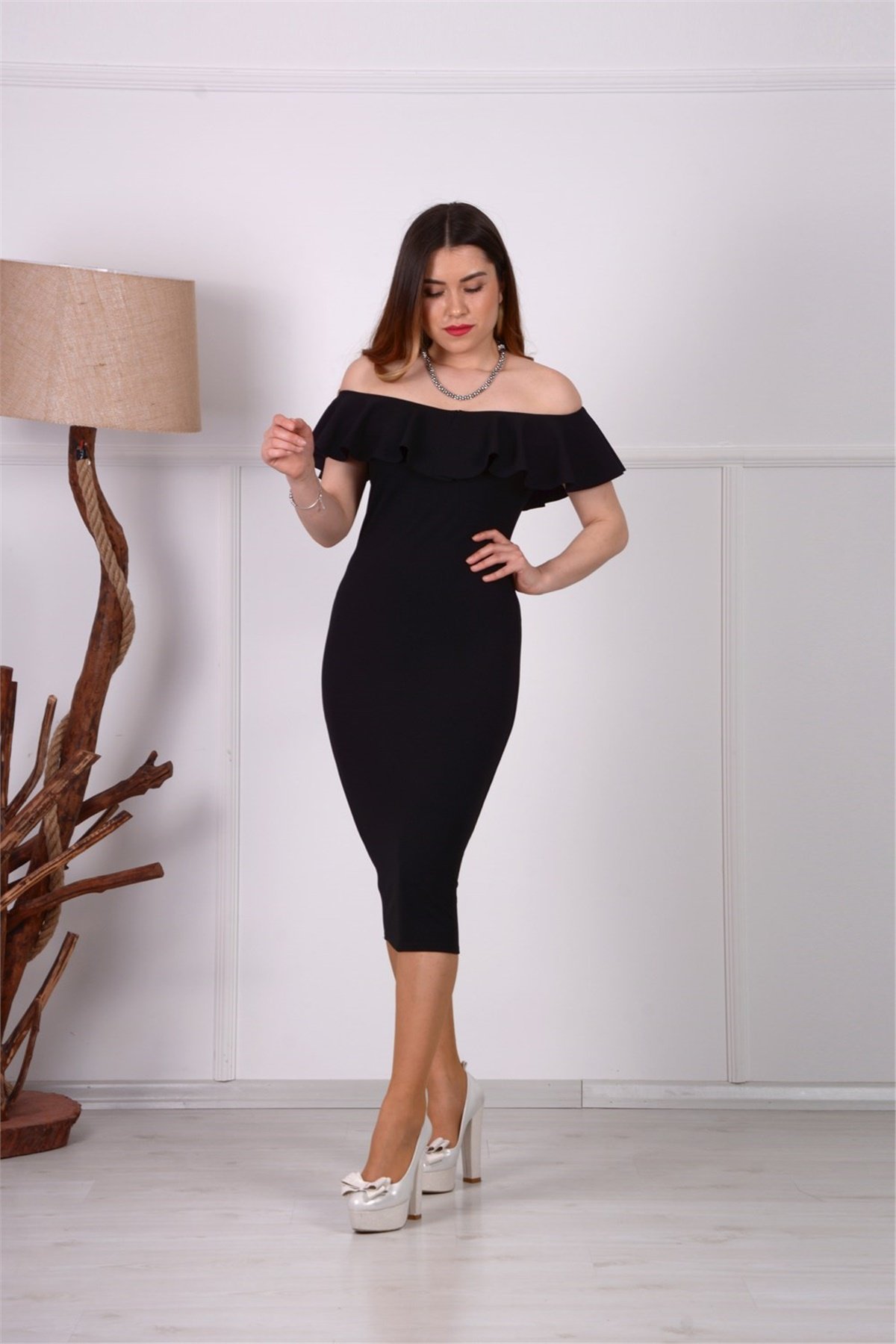 Volanlı Elbise - Siyah